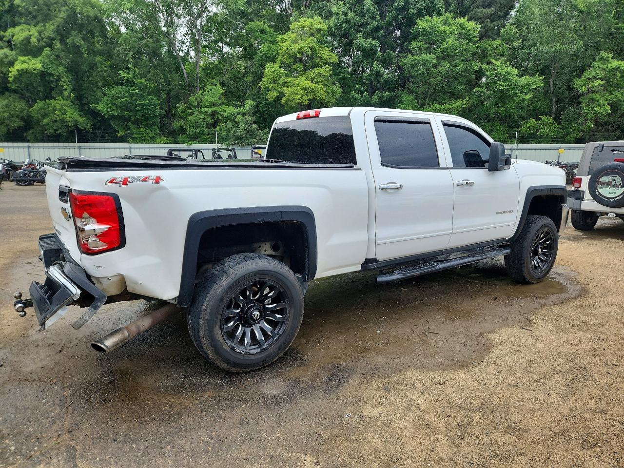 2015 Chevrolet Silverado K2500 Heavy Duty Lt White vin: 1GC1KVEG1FF572296