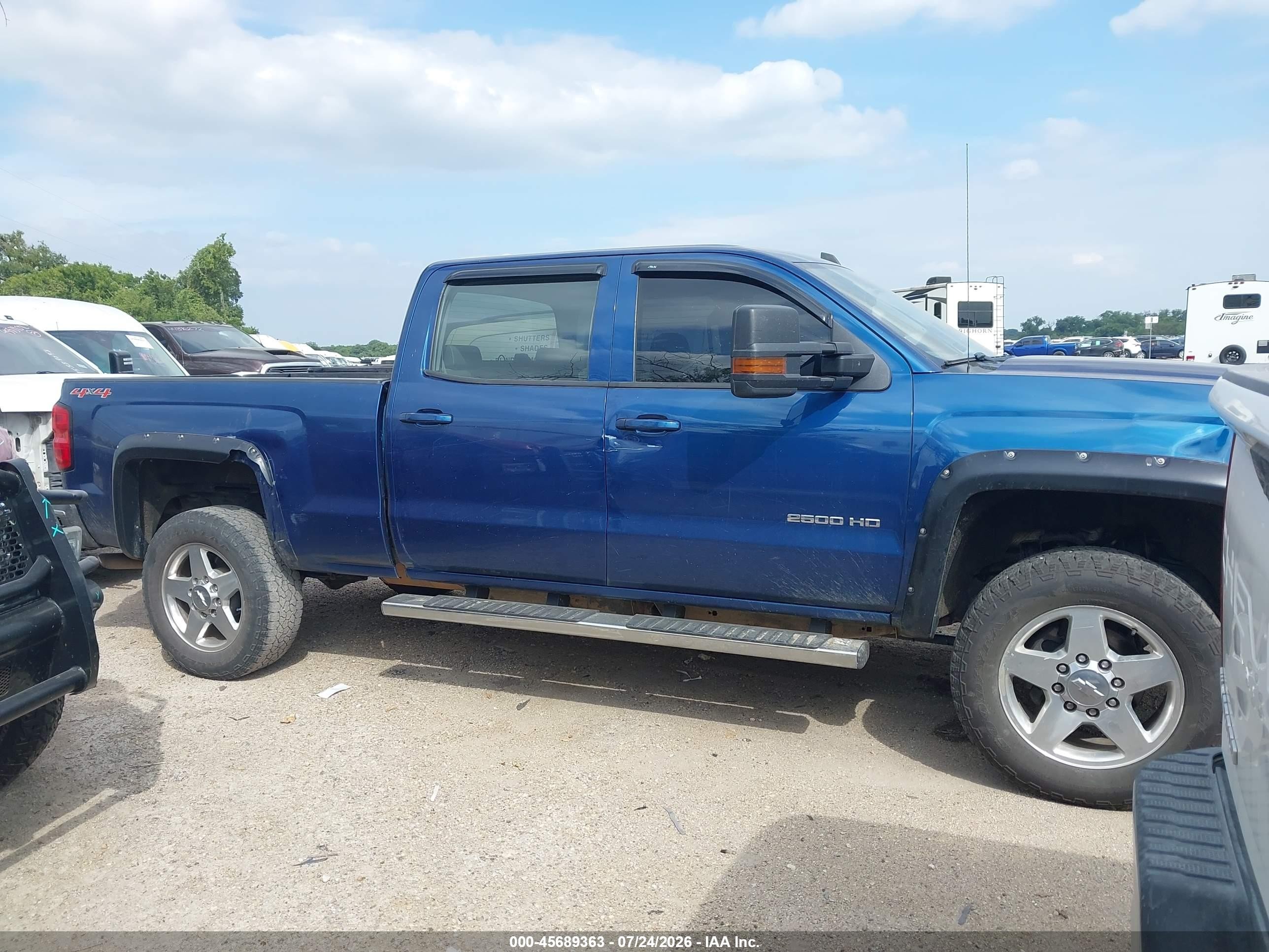 2015 Chevrolet Silverado 2500hd Built After Aug 14 Lt Синий vin: 1GC1KVEG1FF572492
