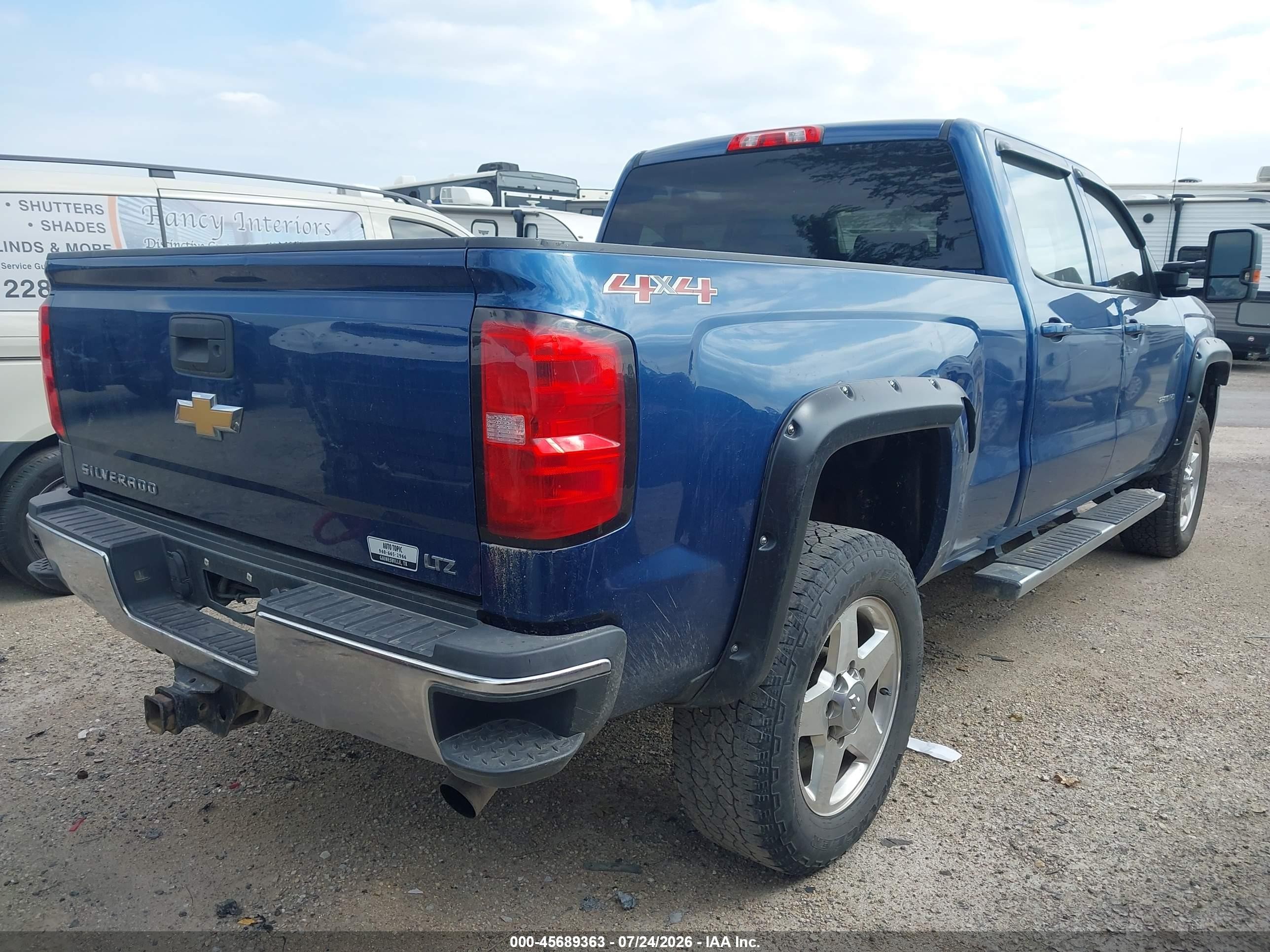 2015 Chevrolet Silverado 2500hd Built After Aug 14 Lt Синий vin: 1GC1KVEG1FF572492