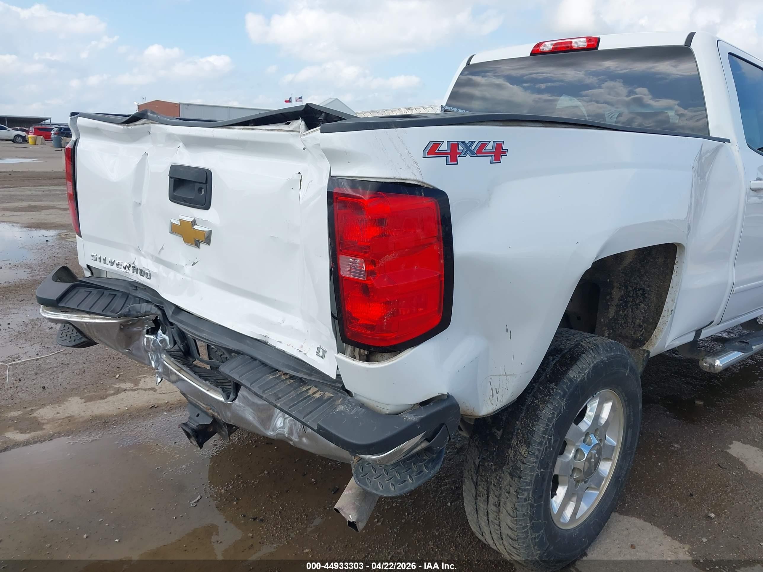 2015 Chevrolet Silverado 2500hd Lt White vin: 1GC1KVEG2FF674013