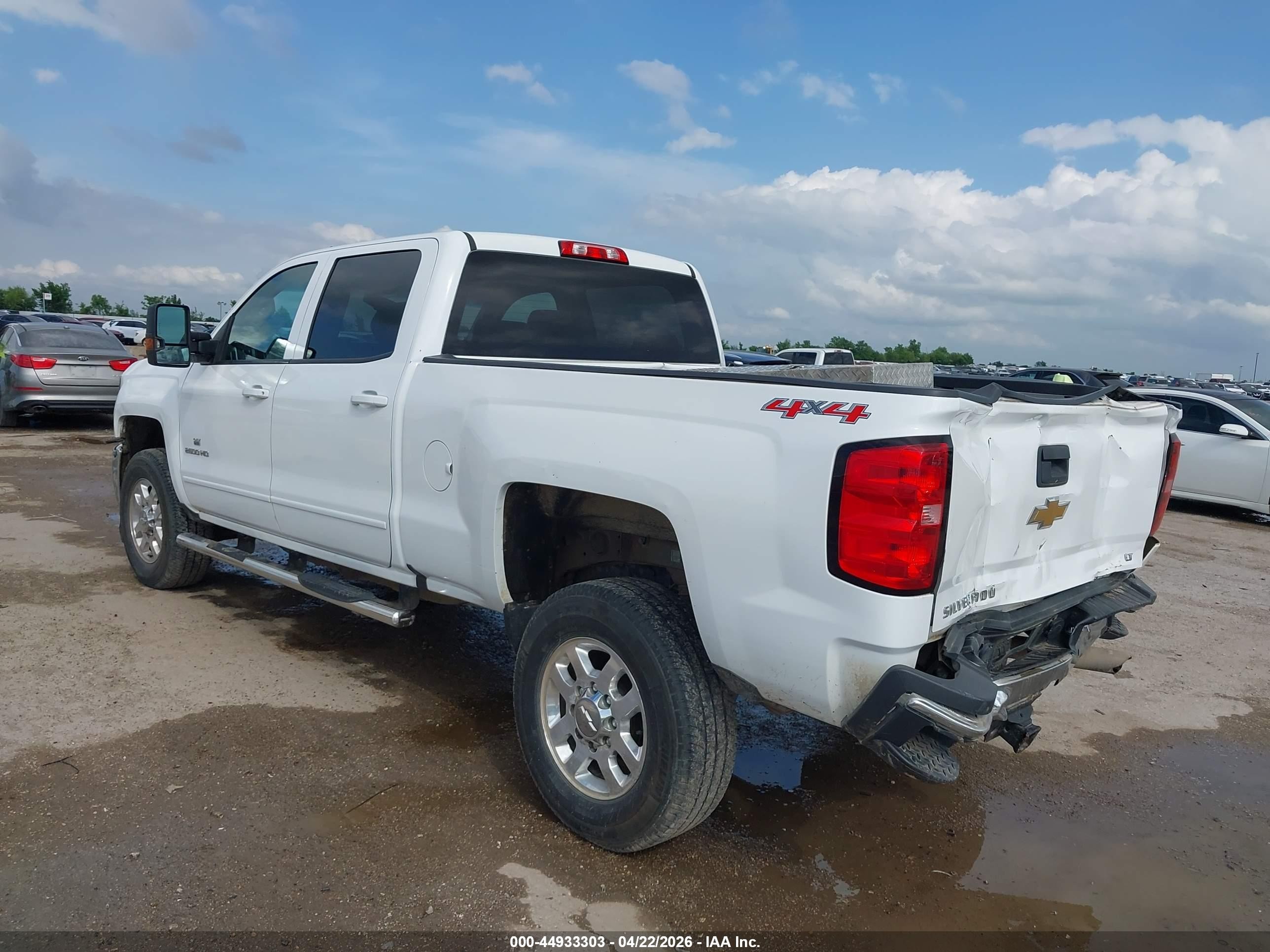 2015 Chevrolet Silverado 2500hd Lt White vin: 1GC1KVEG2FF674013