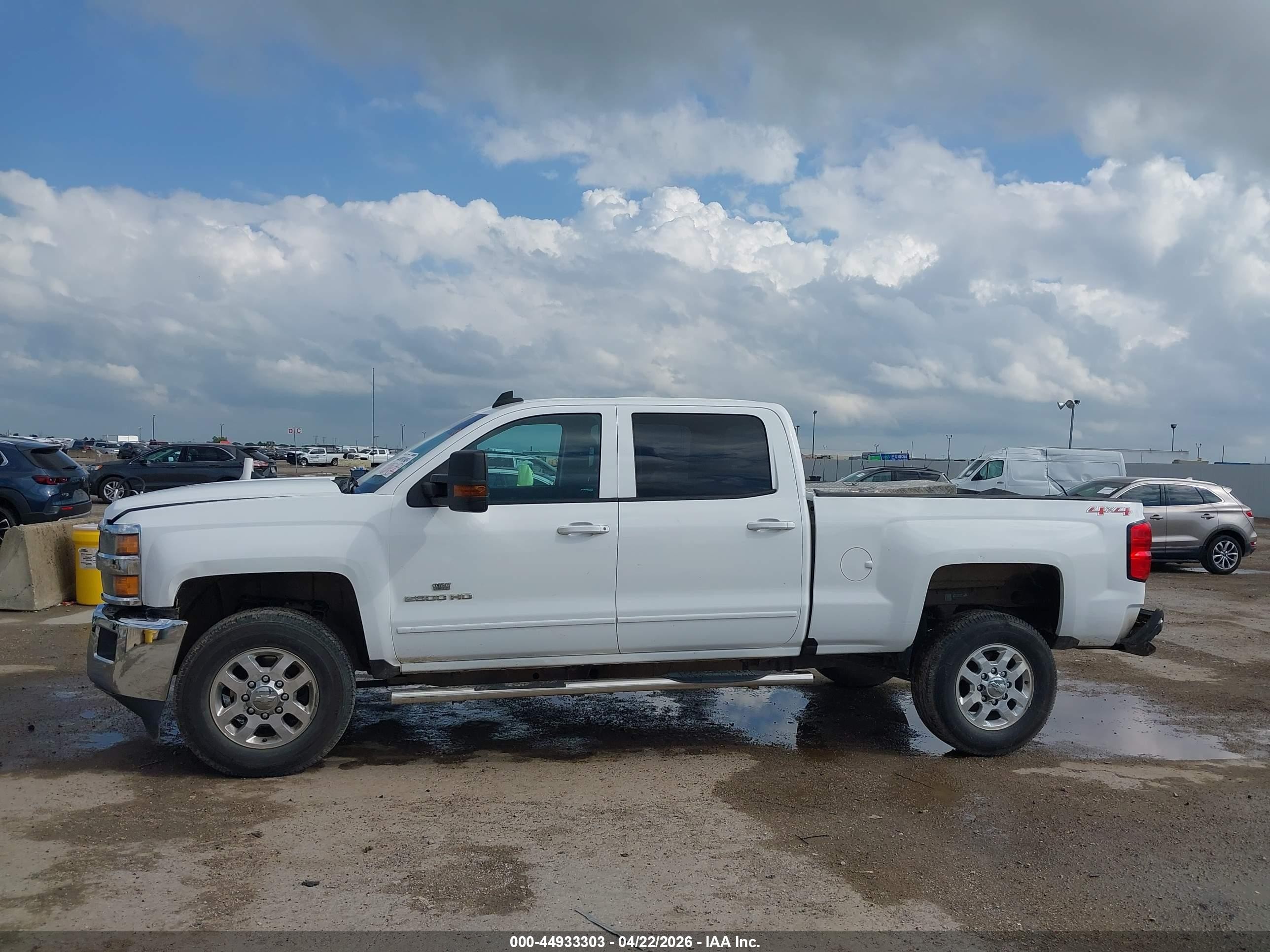 2015 Chevrolet Silverado 2500hd Lt White vin: 1GC1KVEG2FF674013