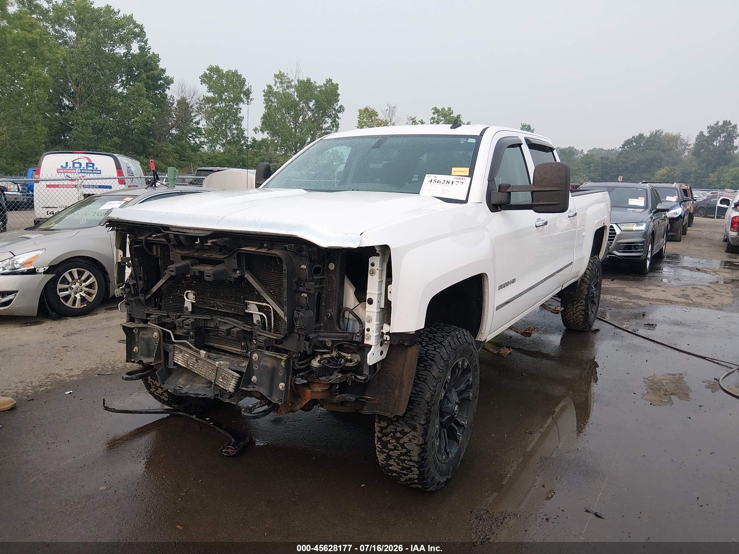 2015 Chevrolet Silverado 2500hd Lt Белый vin: 1GC1KVEG8FF108566