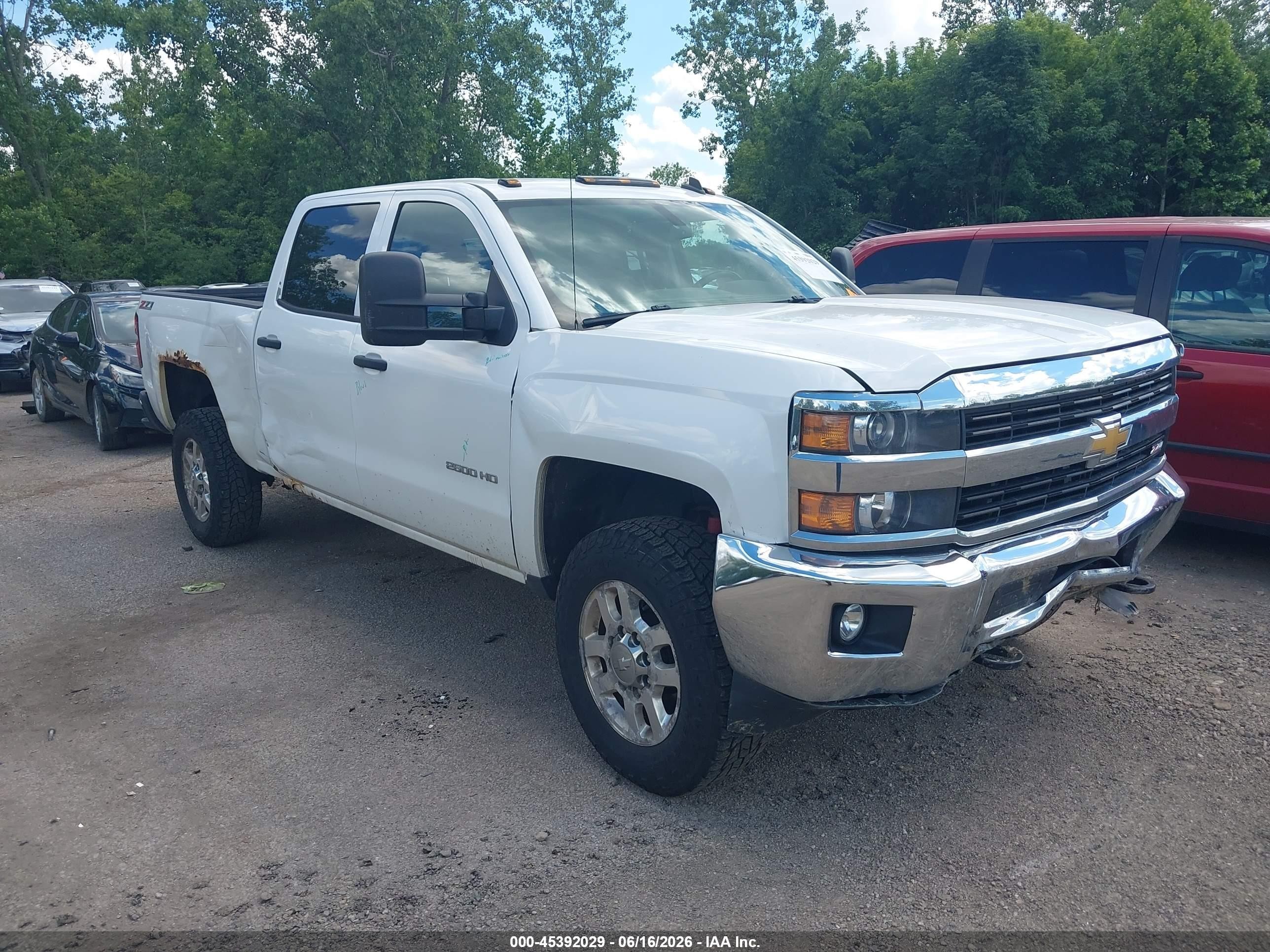 2015 Chevrolet Silverado 2500hd Lt White vin: 1GC1KVEG9FF125361