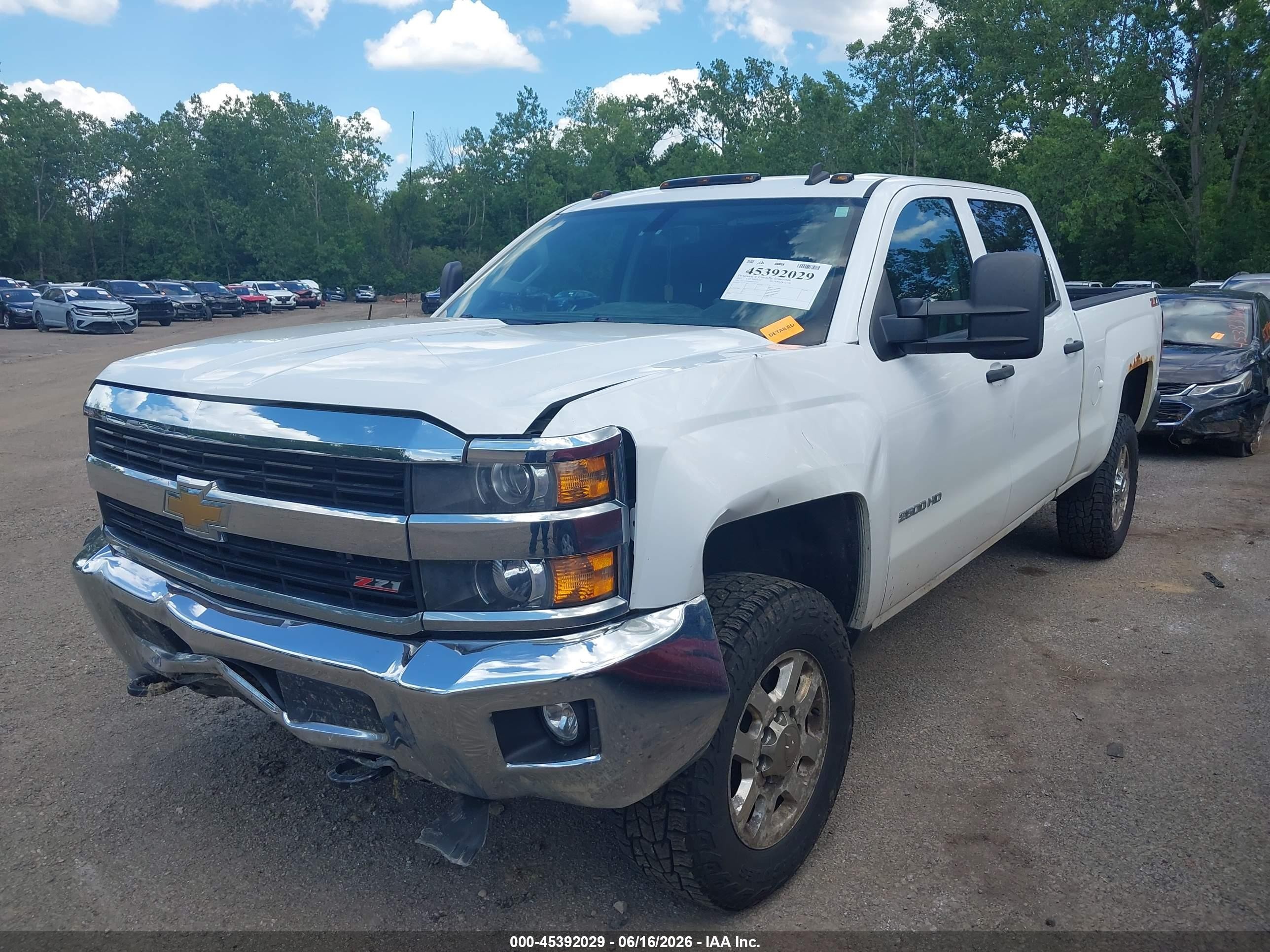2015 Chevrolet Silverado 2500hd Lt White vin: 1GC1KVEG9FF125361