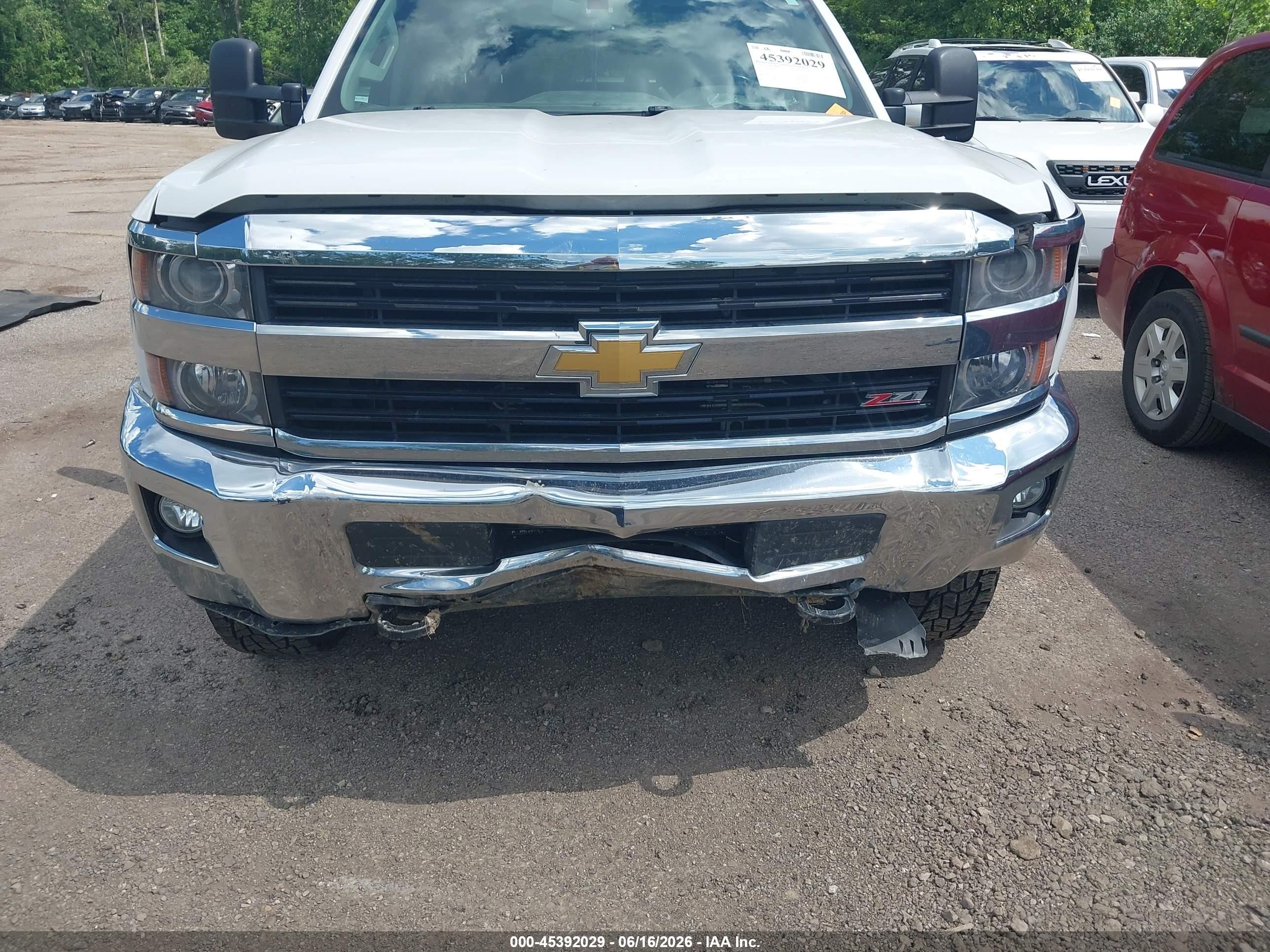 2015 Chevrolet Silverado 2500hd Lt White vin: 1GC1KVEG9FF125361