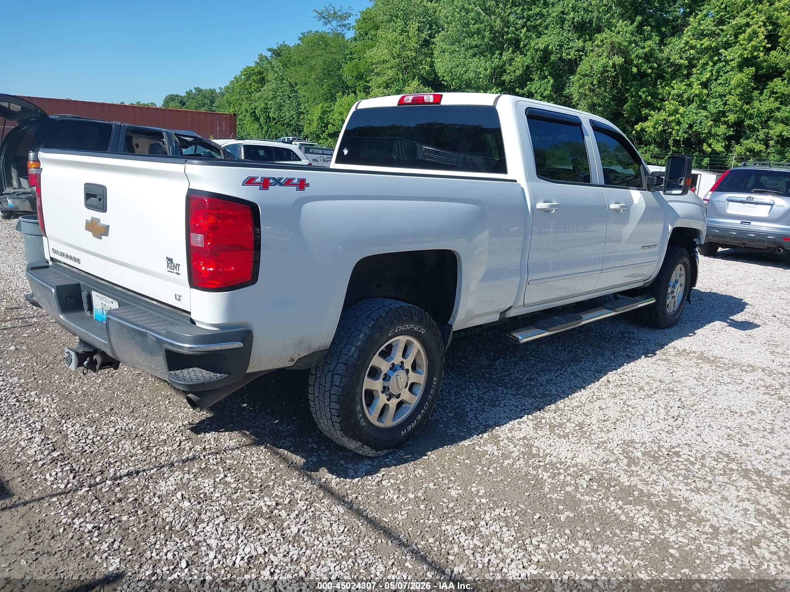 2015 Chevrolet Silverado 2500hd Lt White vin: 1GC1KVEG9FF676101