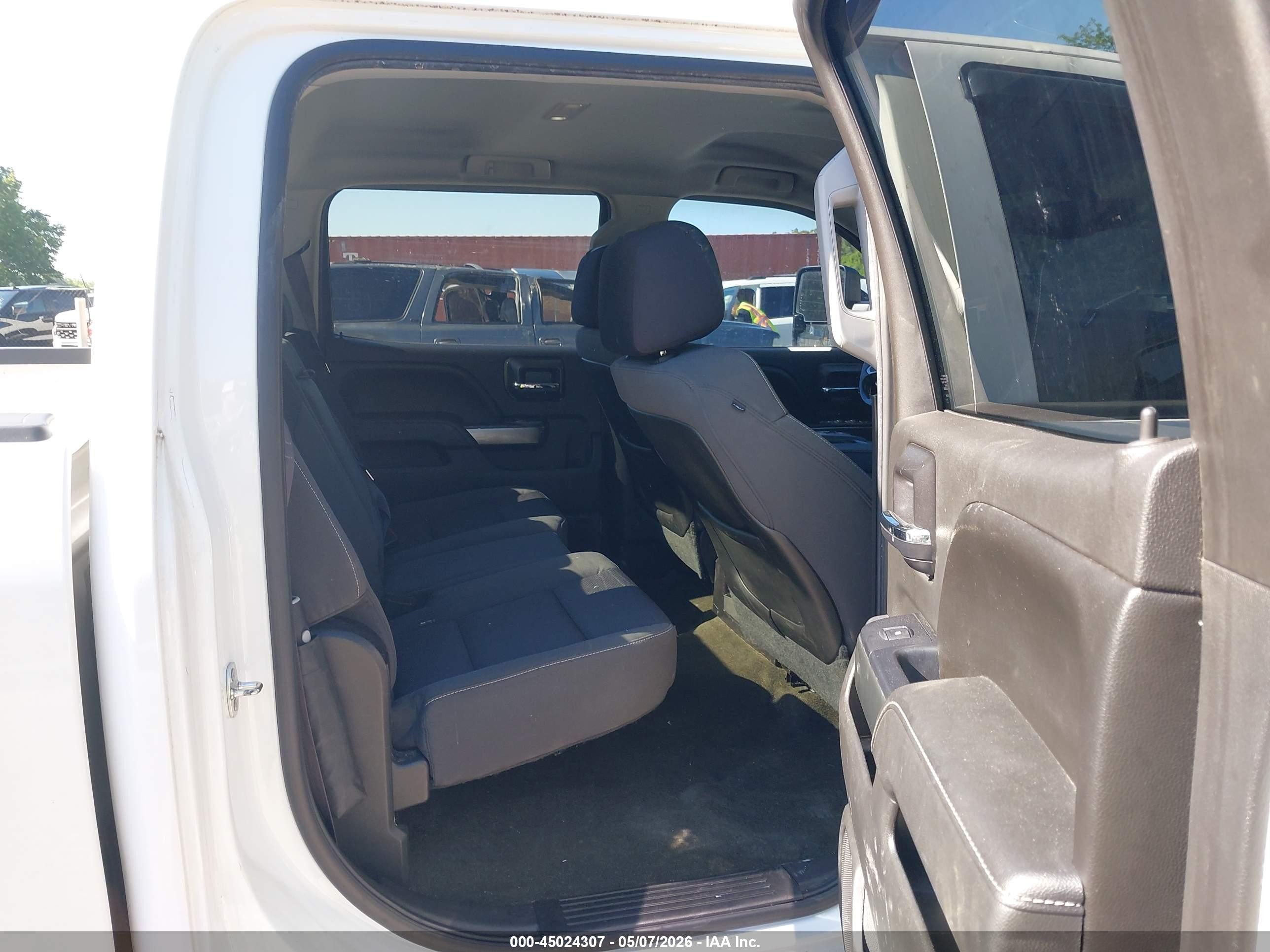 2015 Chevrolet Silverado 2500hd Lt White vin: 1GC1KVEG9FF676101