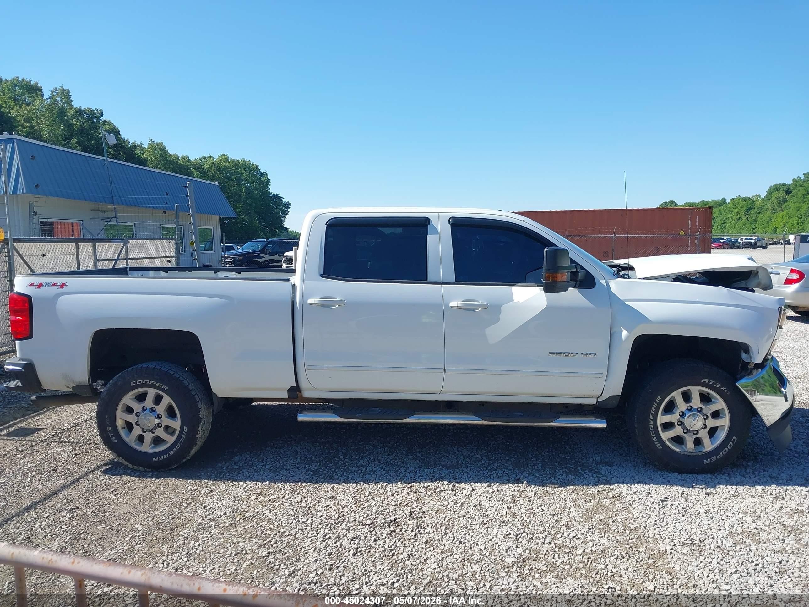 2015 Chevrolet Silverado 2500hd Lt White vin: 1GC1KVEG9FF676101