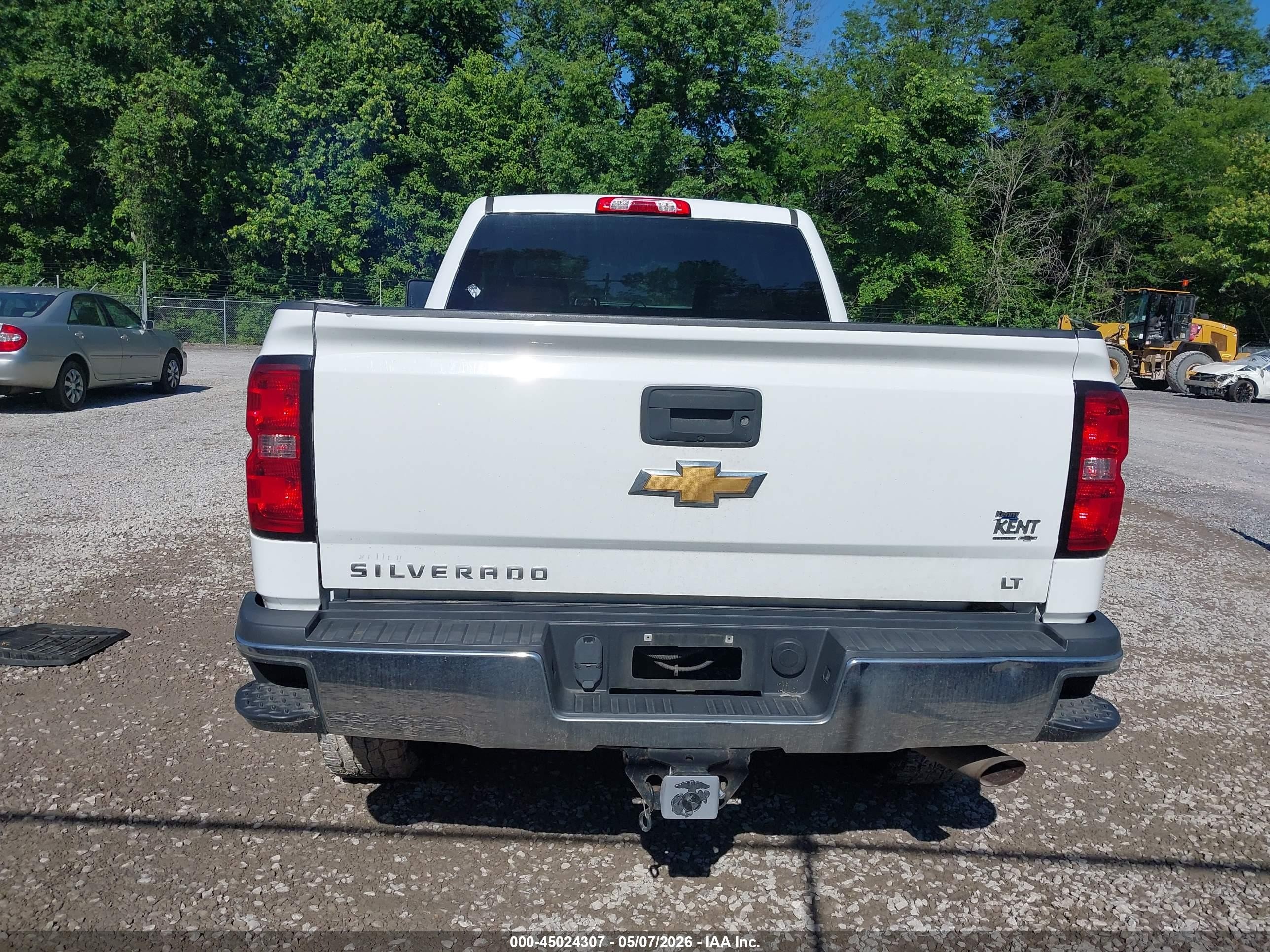 2015 Chevrolet Silverado 2500hd Lt White vin: 1GC1KVEG9FF676101