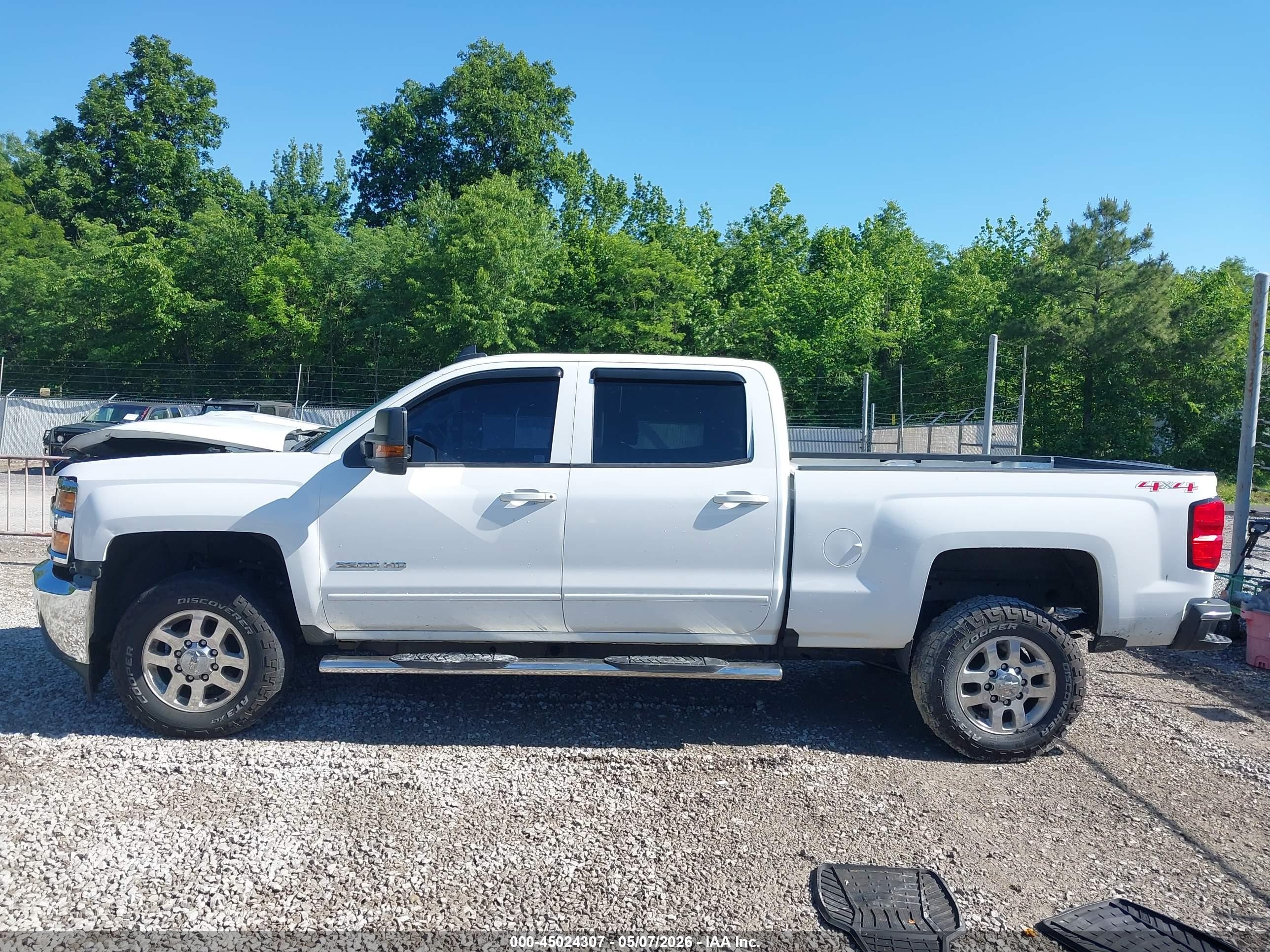 2015 Chevrolet Silverado 2500hd Lt White vin: 1GC1KVEG9FF676101