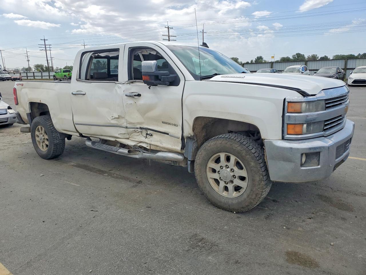 2015 Chevrolet Silverado K2500 Heavy Duty Ltz White vin: 1GC1KWE81FF565654