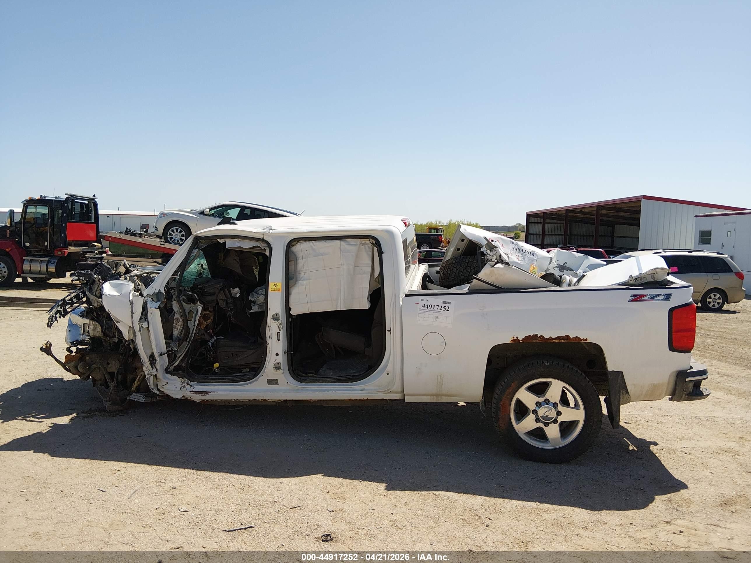 2015 Chevrolet Silverado 2500hd Ltz White vin: 1GC1KWE81FF640921