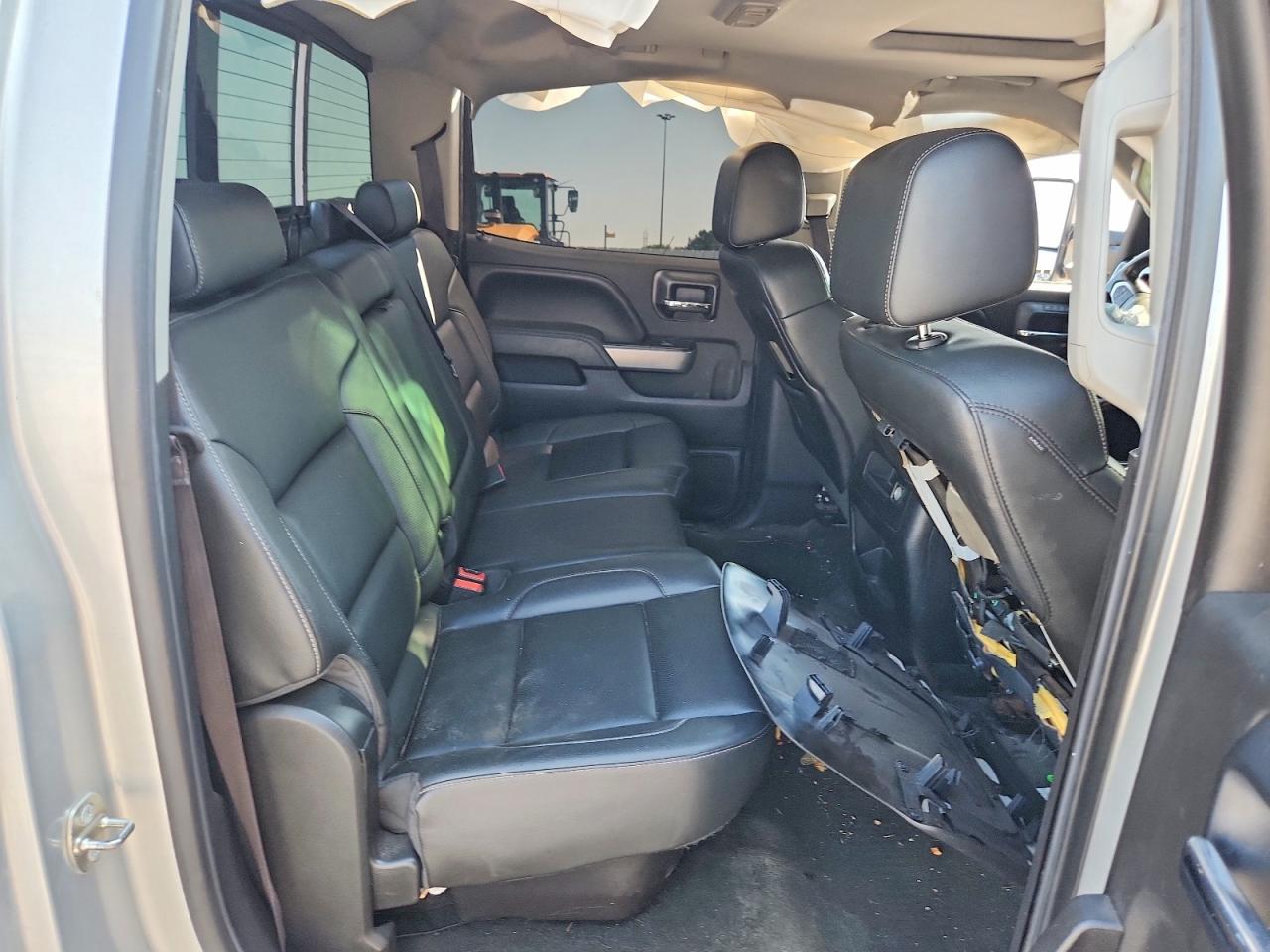 2015 Chevrolet 2500 Silver vin: 1GC1KWE81FF646069