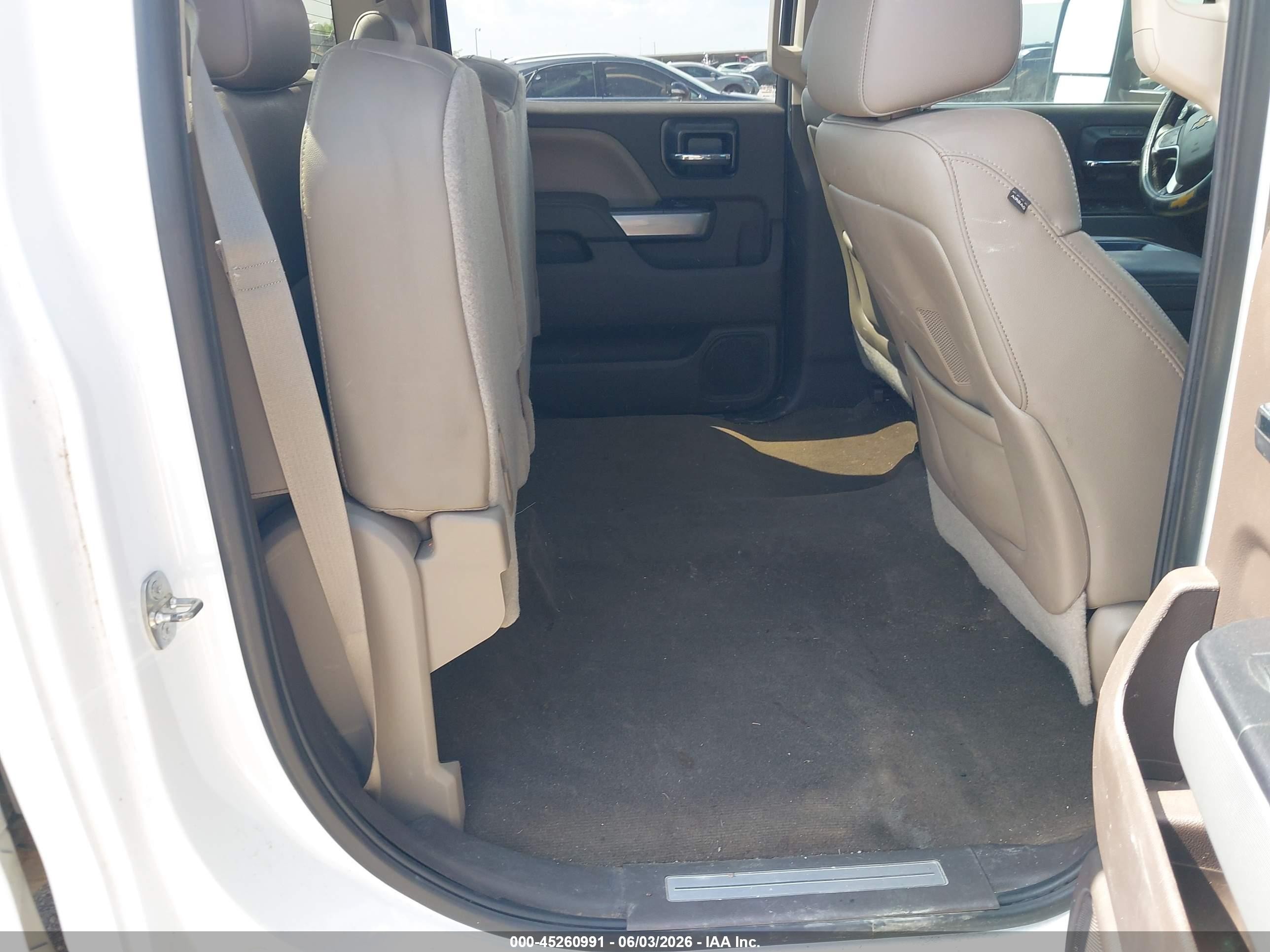 2015 Chevrolet Silverado 2500hd Ltz White vin: 1GC1KWE82FF158409