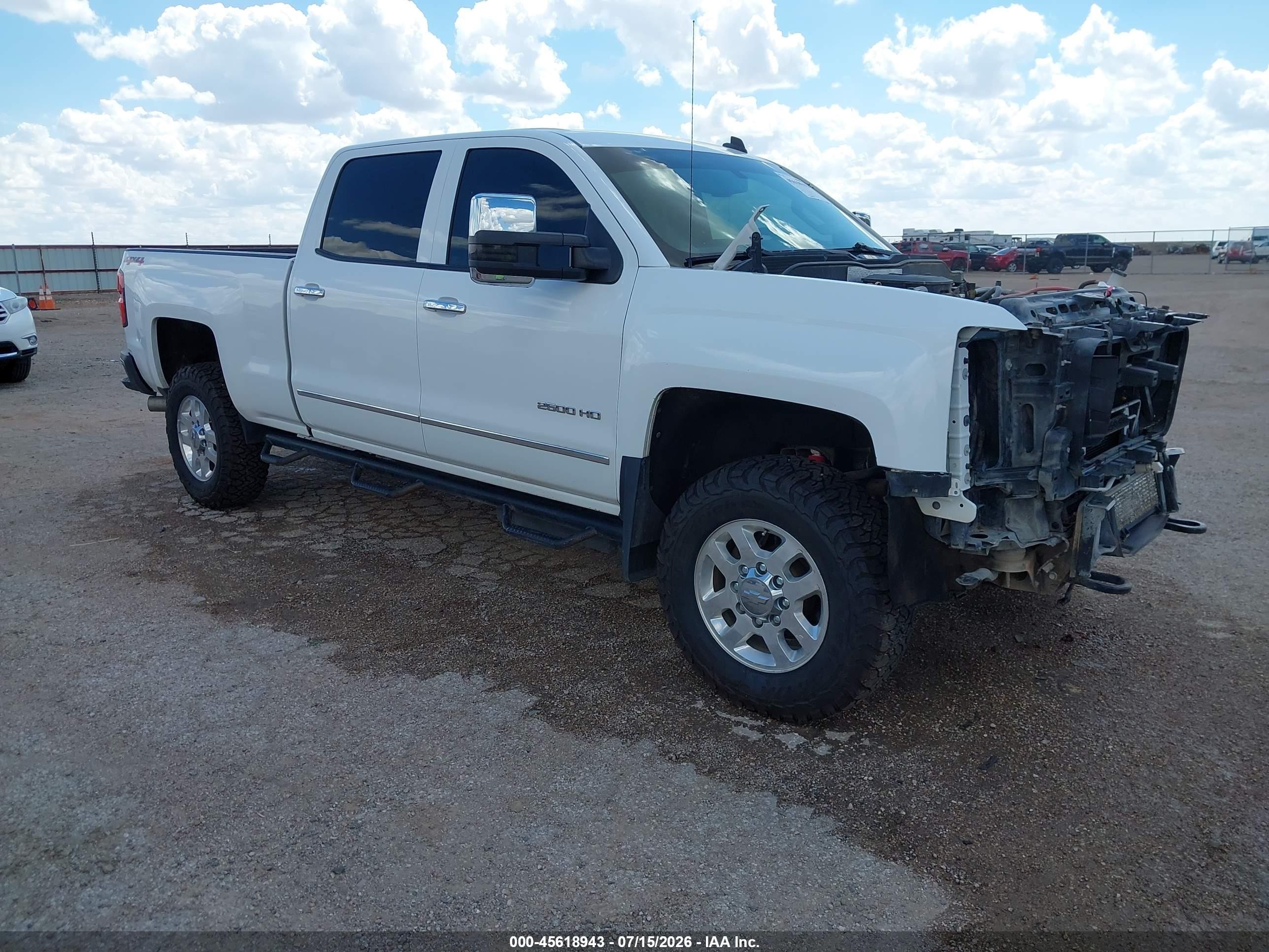 2015 Chevrolet Silverado 2500hd Ltz White vin: 1GC1KWE83FF181052