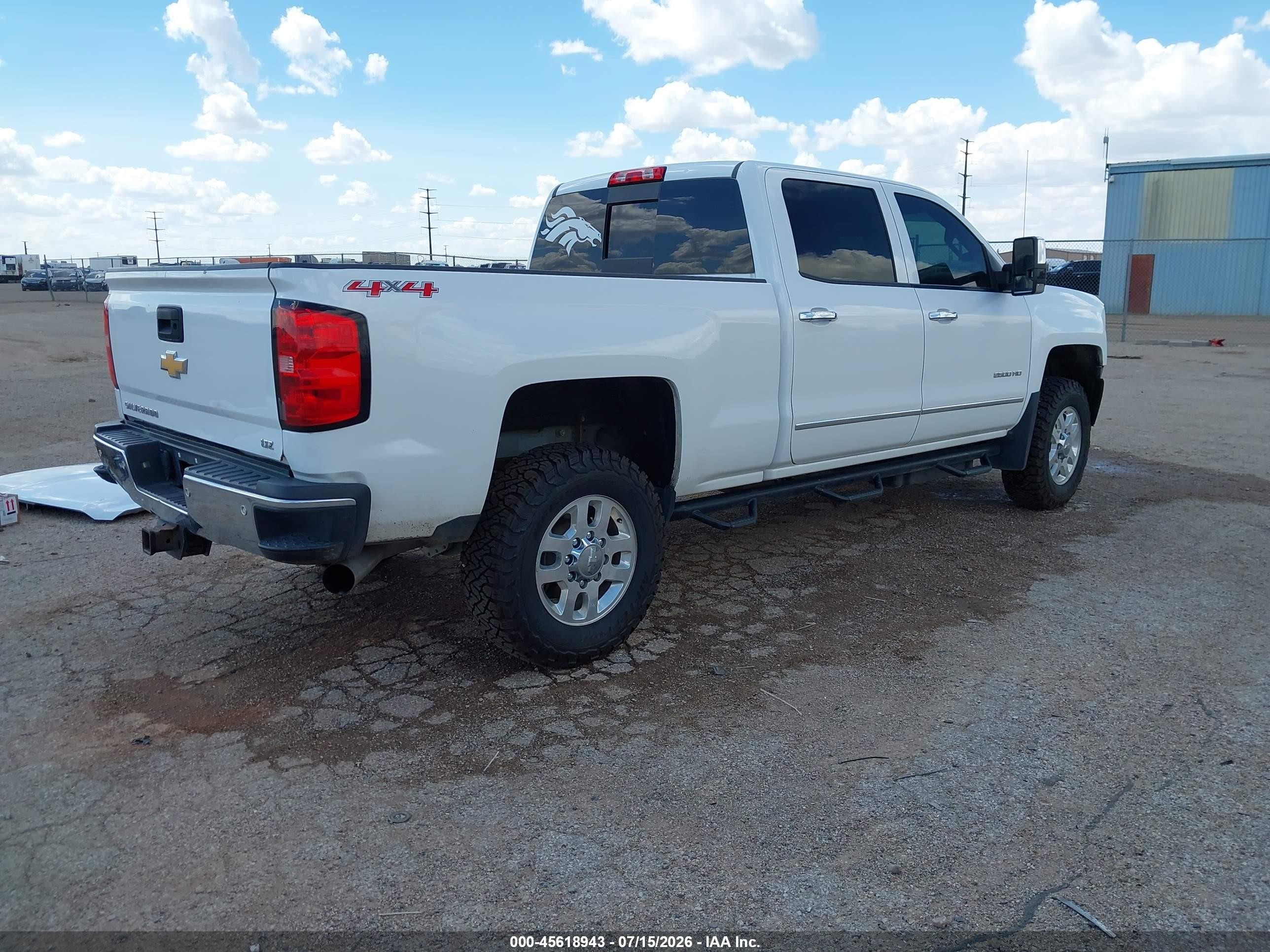 2015 Chevrolet Silverado 2500hd Ltz Белый vin: 1GC1KWE83FF181052