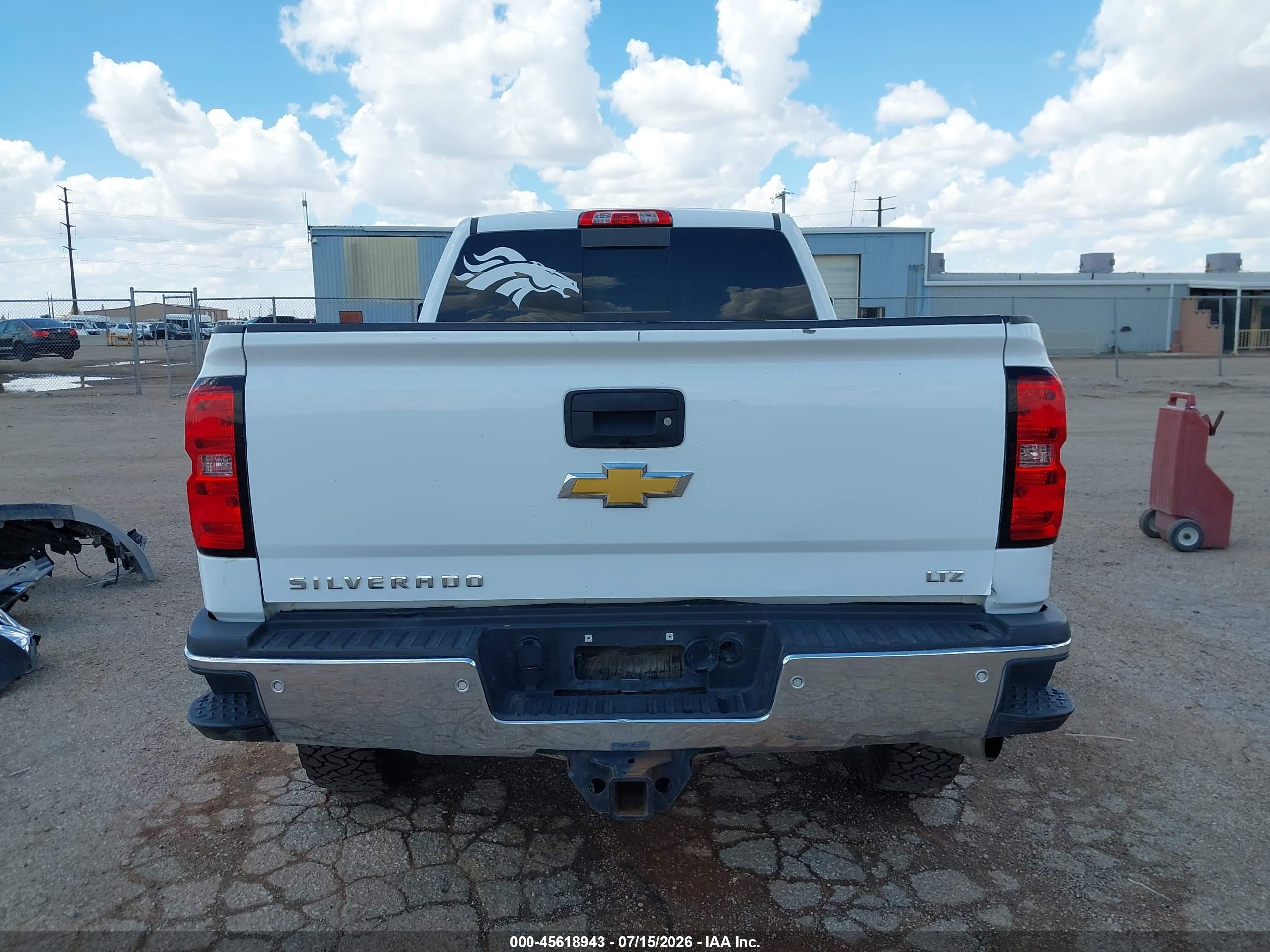2015 Chevrolet Silverado 2500hd Ltz Белый vin: 1GC1KWE83FF181052