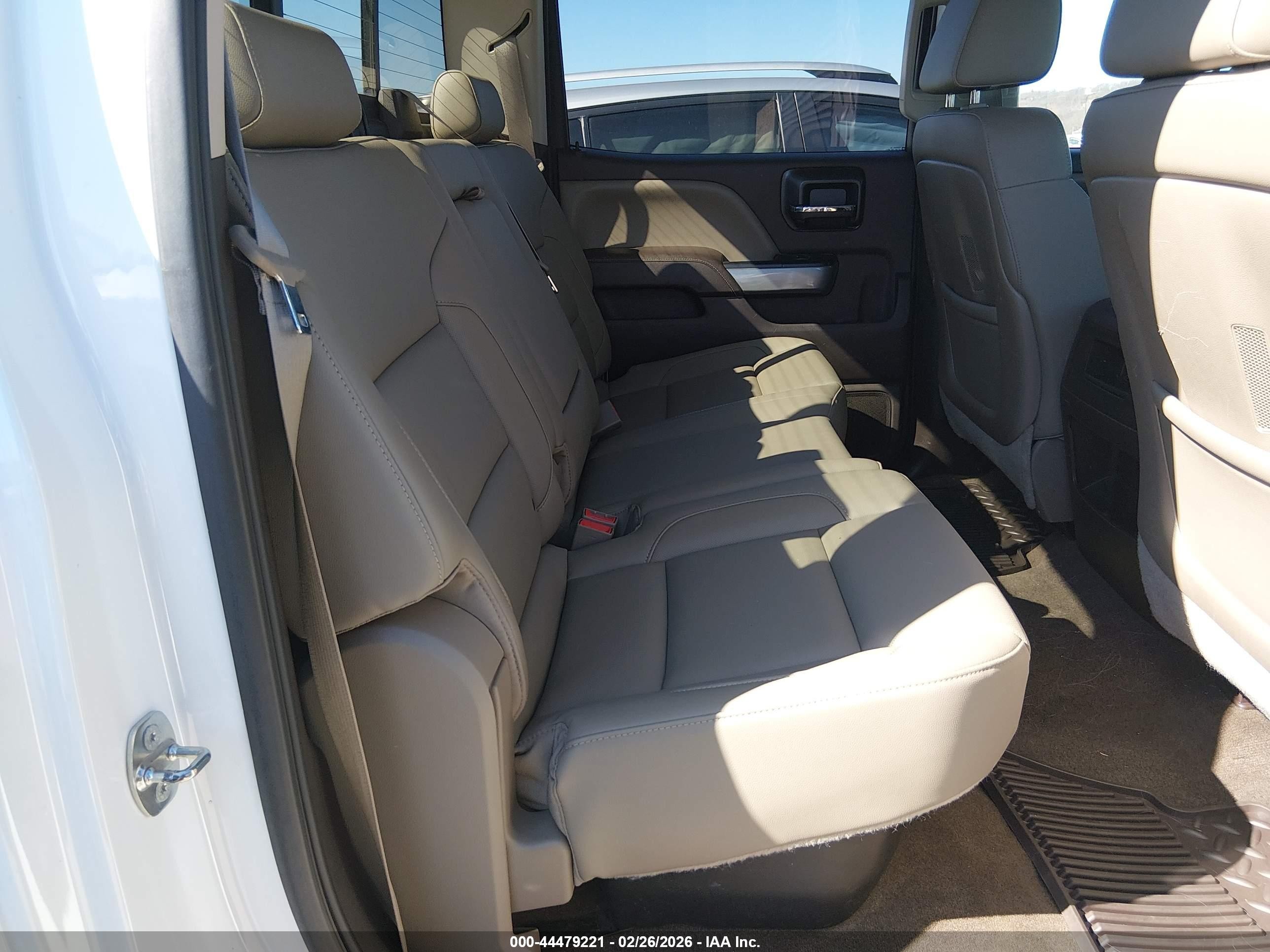 2015 Chevrolet Silverado 2500hd Ltz White vin: 1GC1KWE8XFF175443