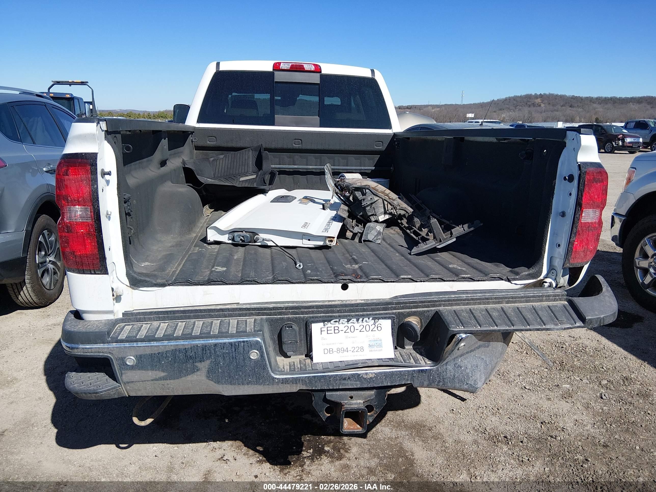 2015 Chevrolet Silverado 2500hd Ltz White vin: 1GC1KWE8XFF175443