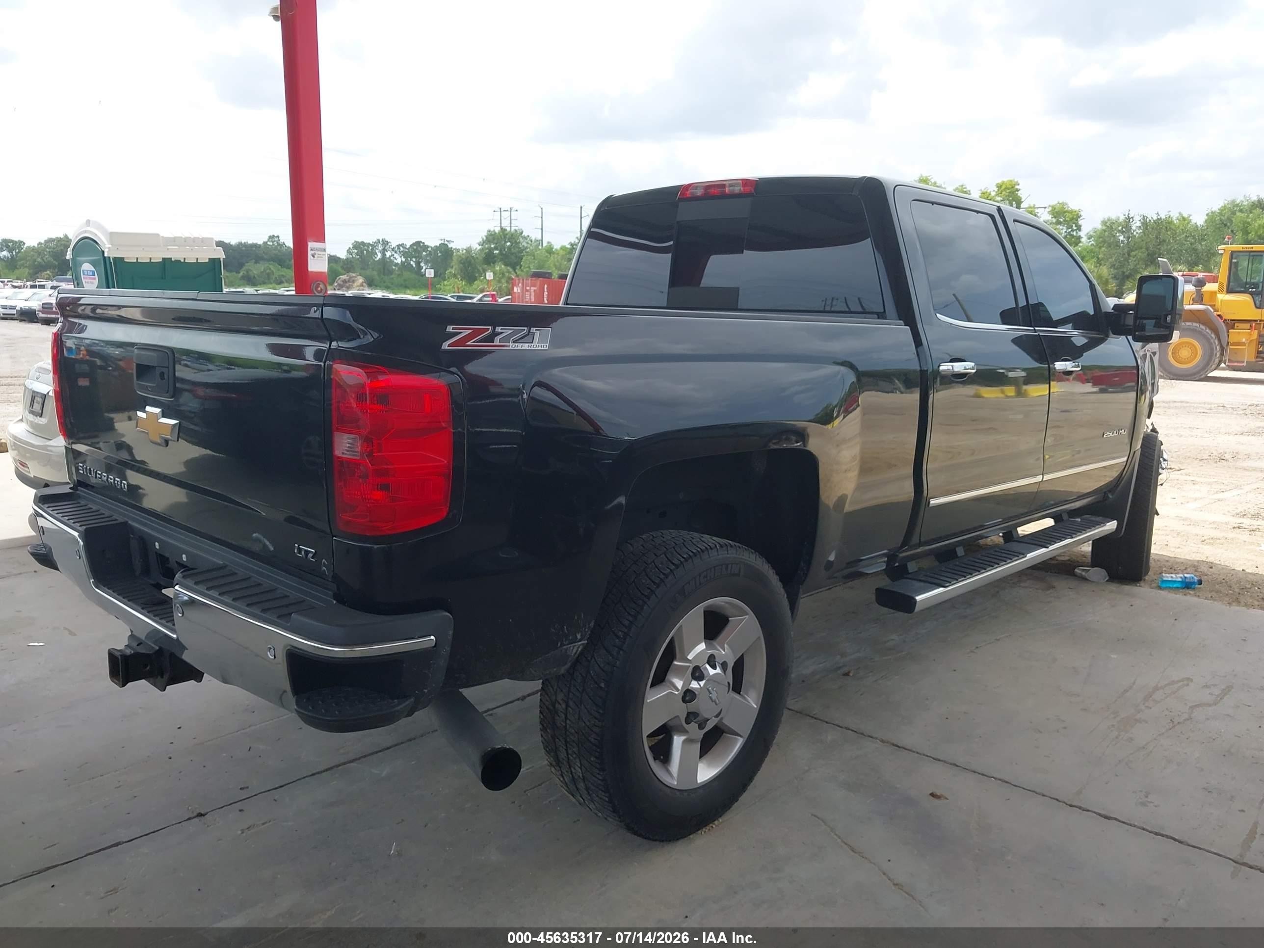 2015 Chevrolet Silverado 2500hd Built After Aug 14 Ltz Black vin: 1GC1KWE8XFF553101