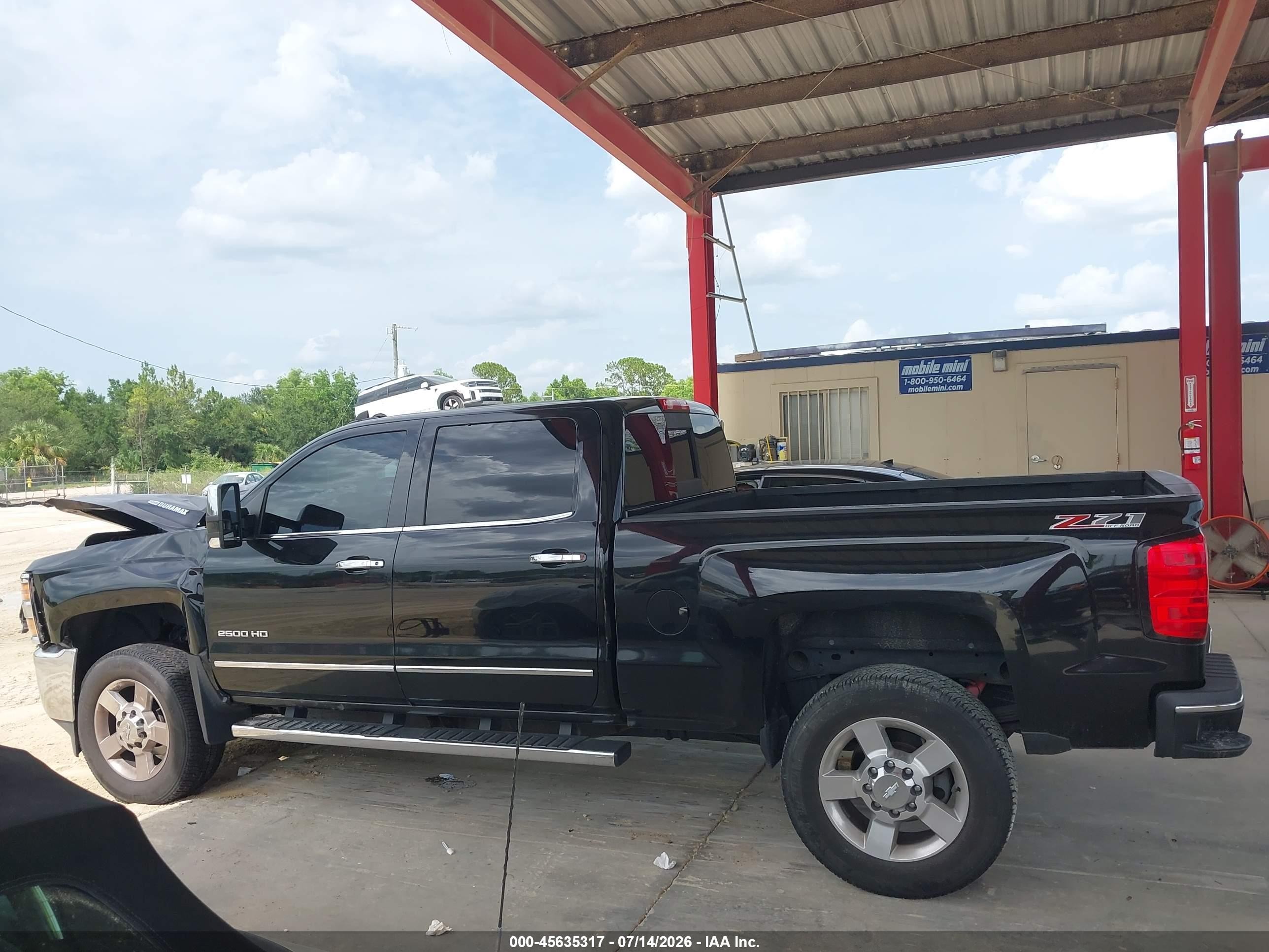 2015 Chevrolet Silverado 2500hd Built After Aug 14 Ltz Black vin: 1GC1KWE8XFF553101
