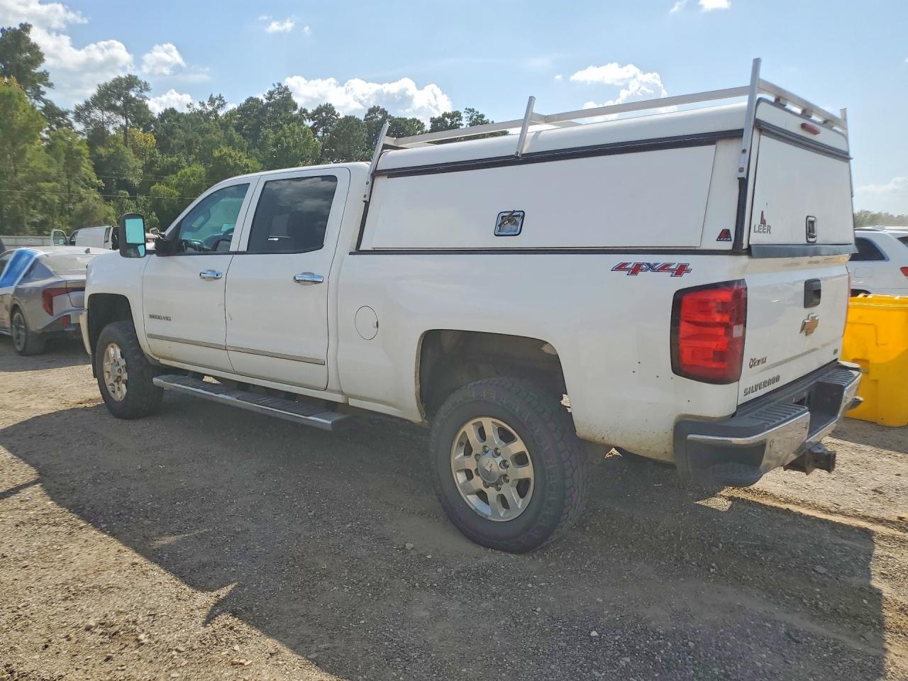 2015 Chevrolet Silverado K2500 Heavy Duty Ltz White vin: 1GC1KWEGXFF135886