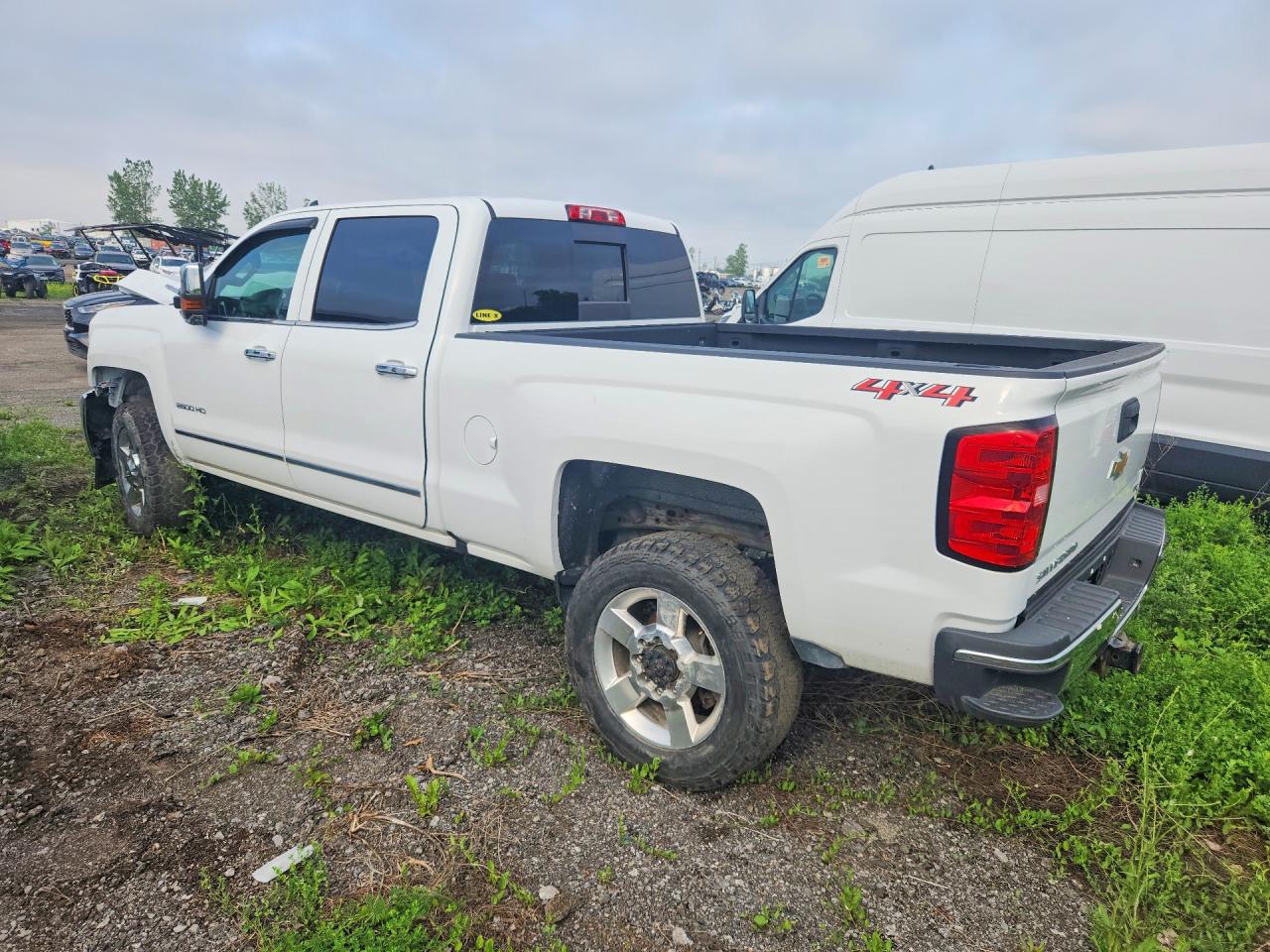 2015 Chevrolet Silverado Ltz White vin: 1GC1KWEY7JF131490