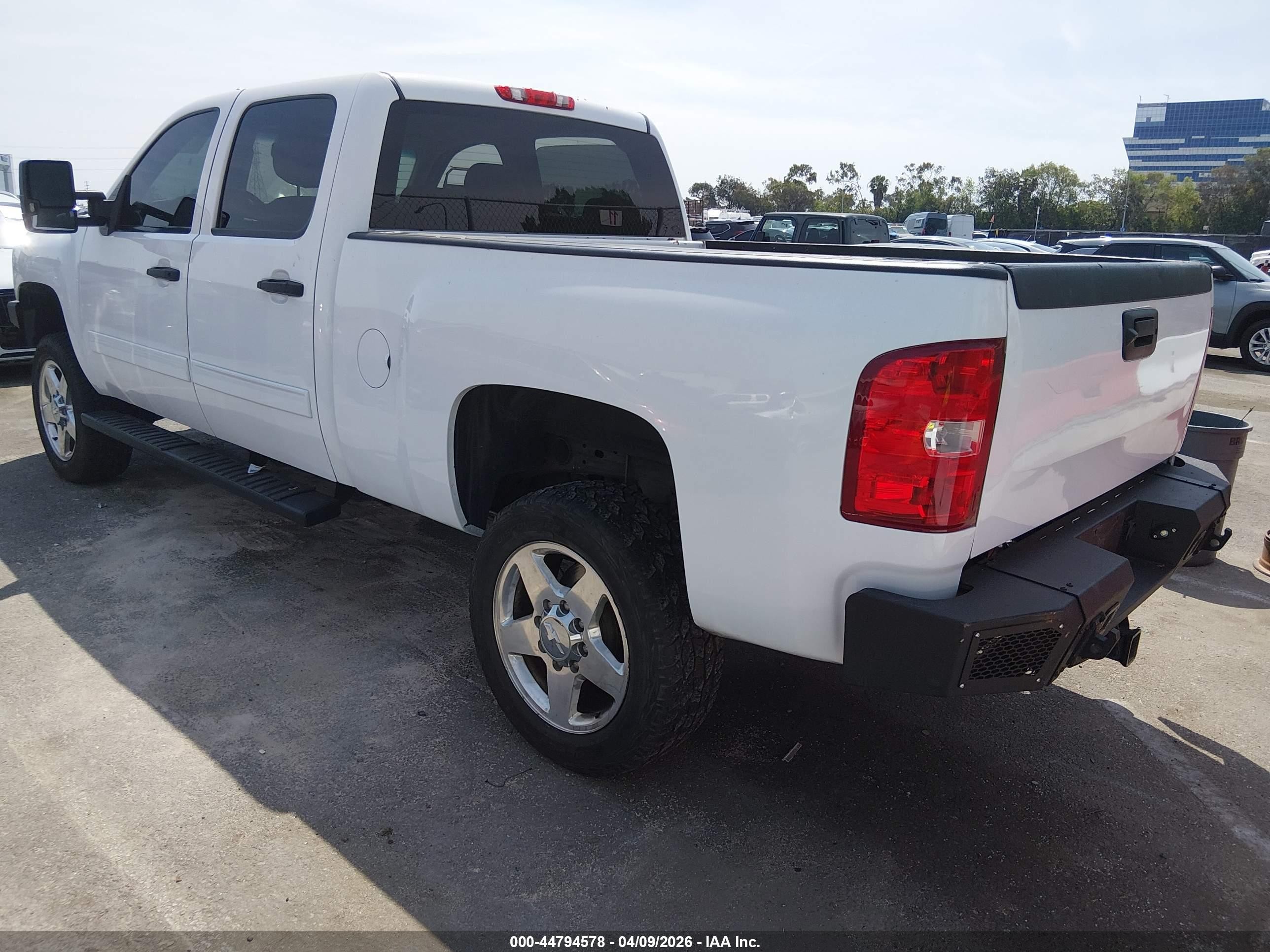 2014 Chevrolet Silverado 2500hd Lt White vin: 1GC1KXC80EF190928