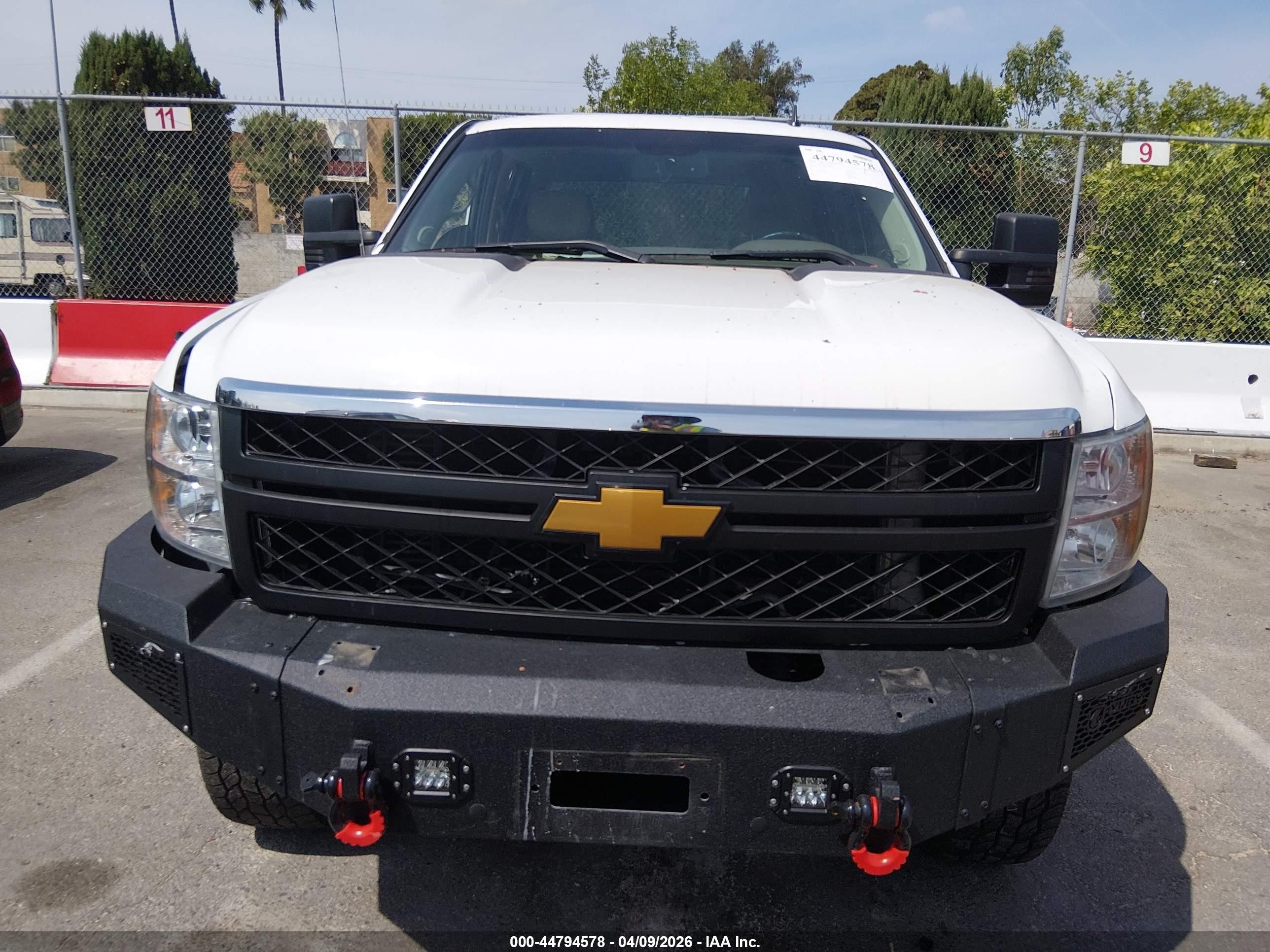 2014 Chevrolet Silverado 2500hd Lt White vin: 1GC1KXC80EF190928