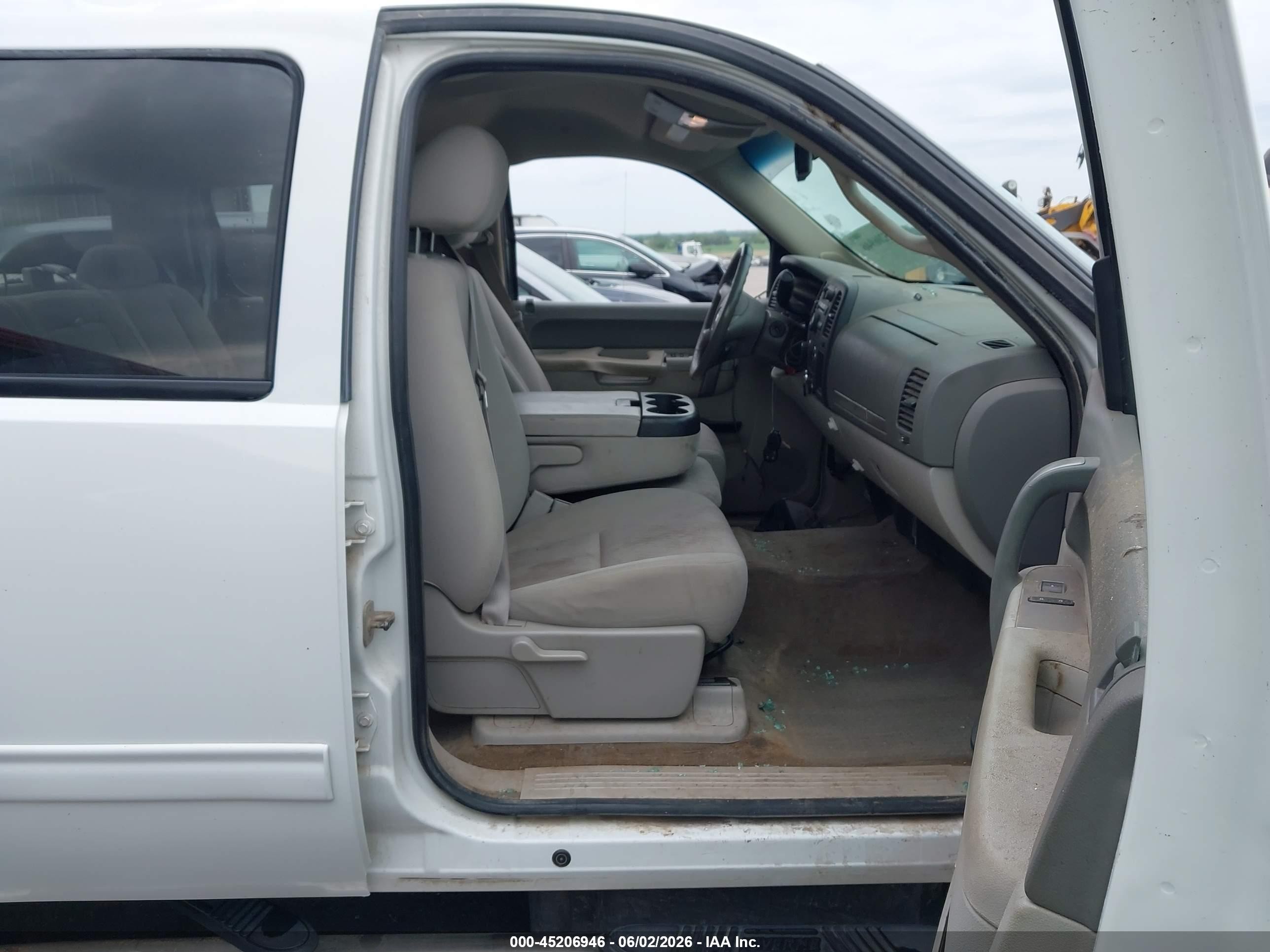 2013 Chevrolet Silverado 2500hd Lt White vin: 1GC1KXC88DF186205