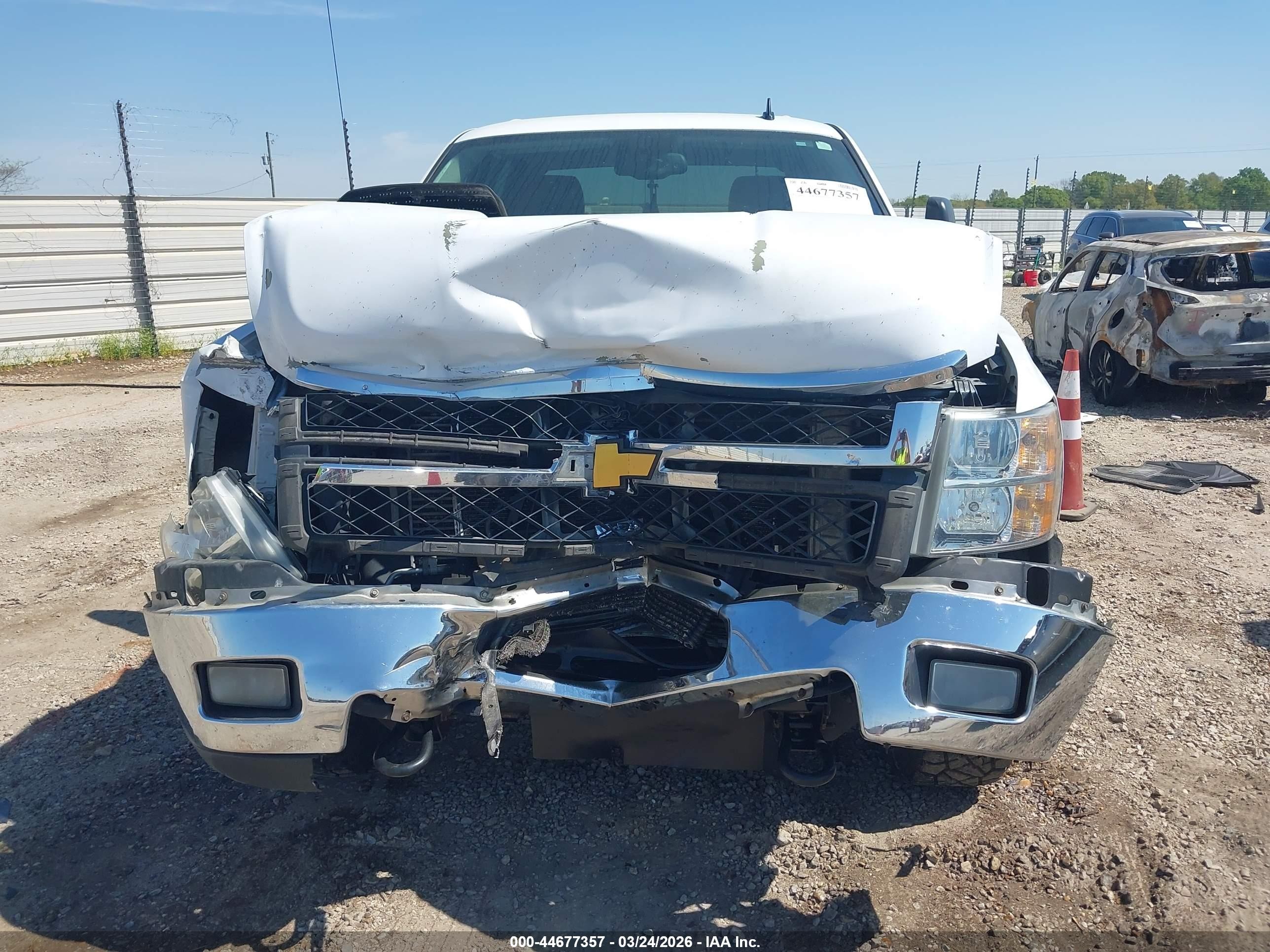 2012 Chevrolet Silverado 2500hd Lt Белый vin: 1GC1KXC89CF240741
