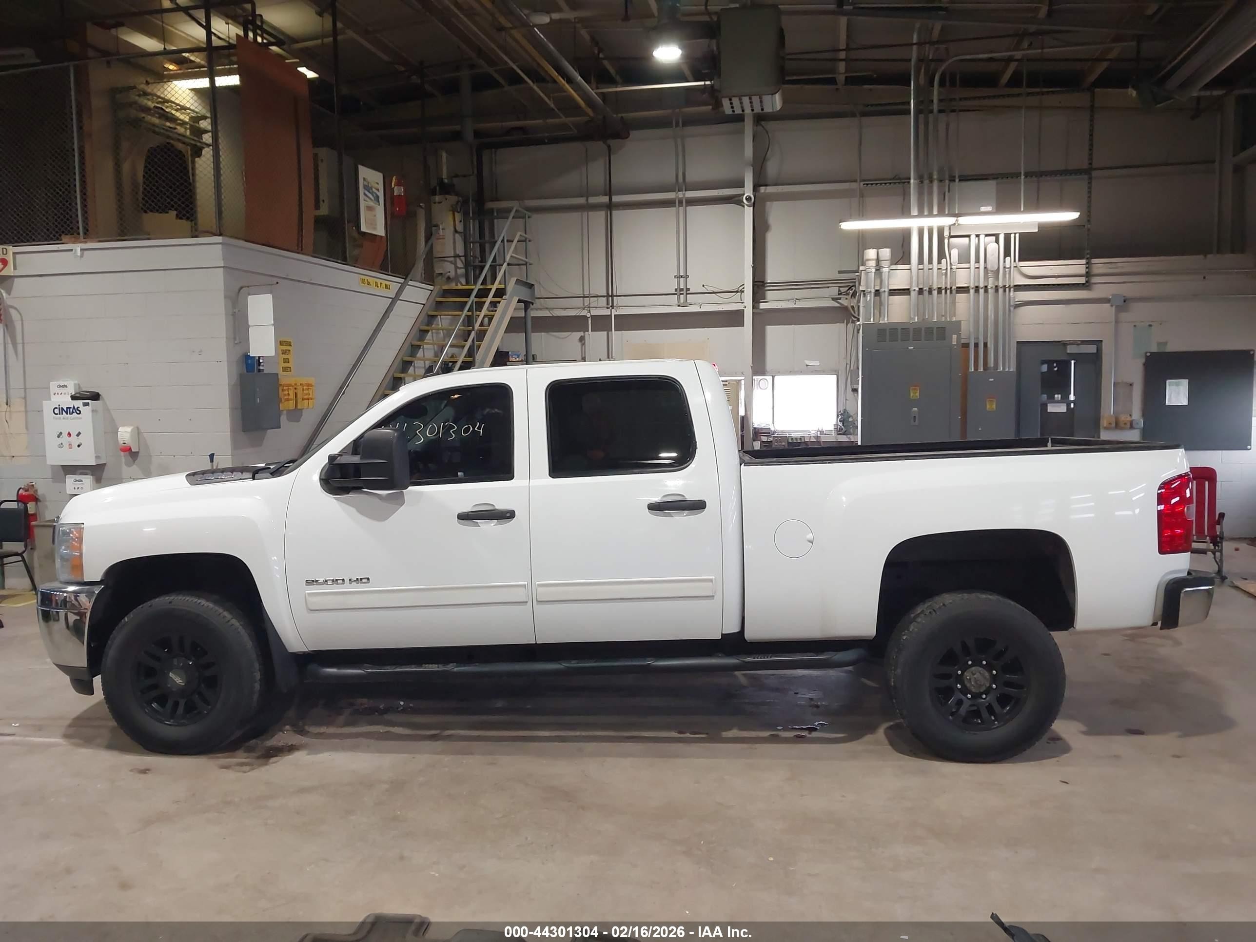 2014 Chevrolet Silverado 2500hd Lt White vin: 1GC1KXC89EF170970