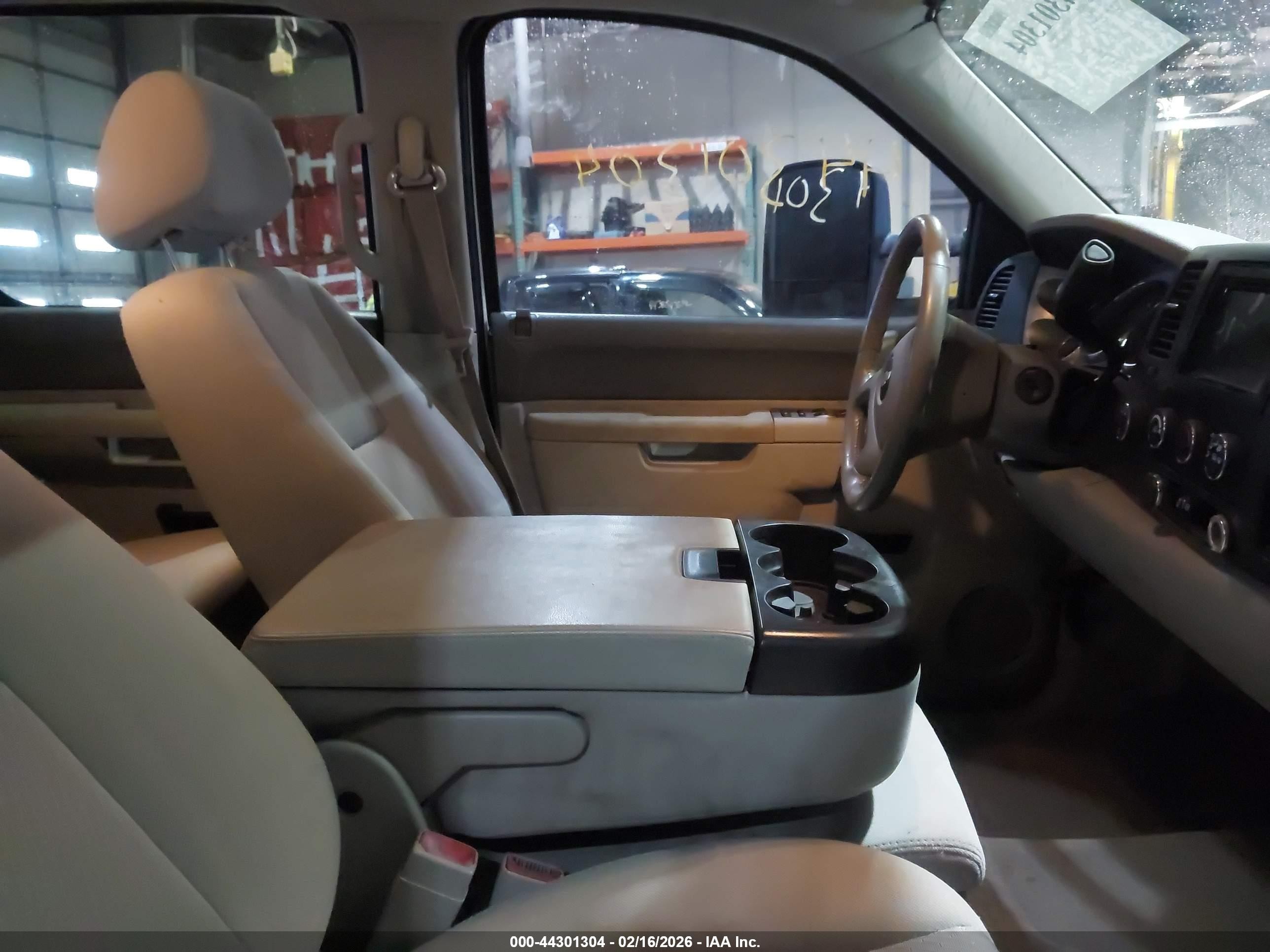 2014 Chevrolet Silverado 2500hd Lt White vin: 1GC1KXC89EF170970