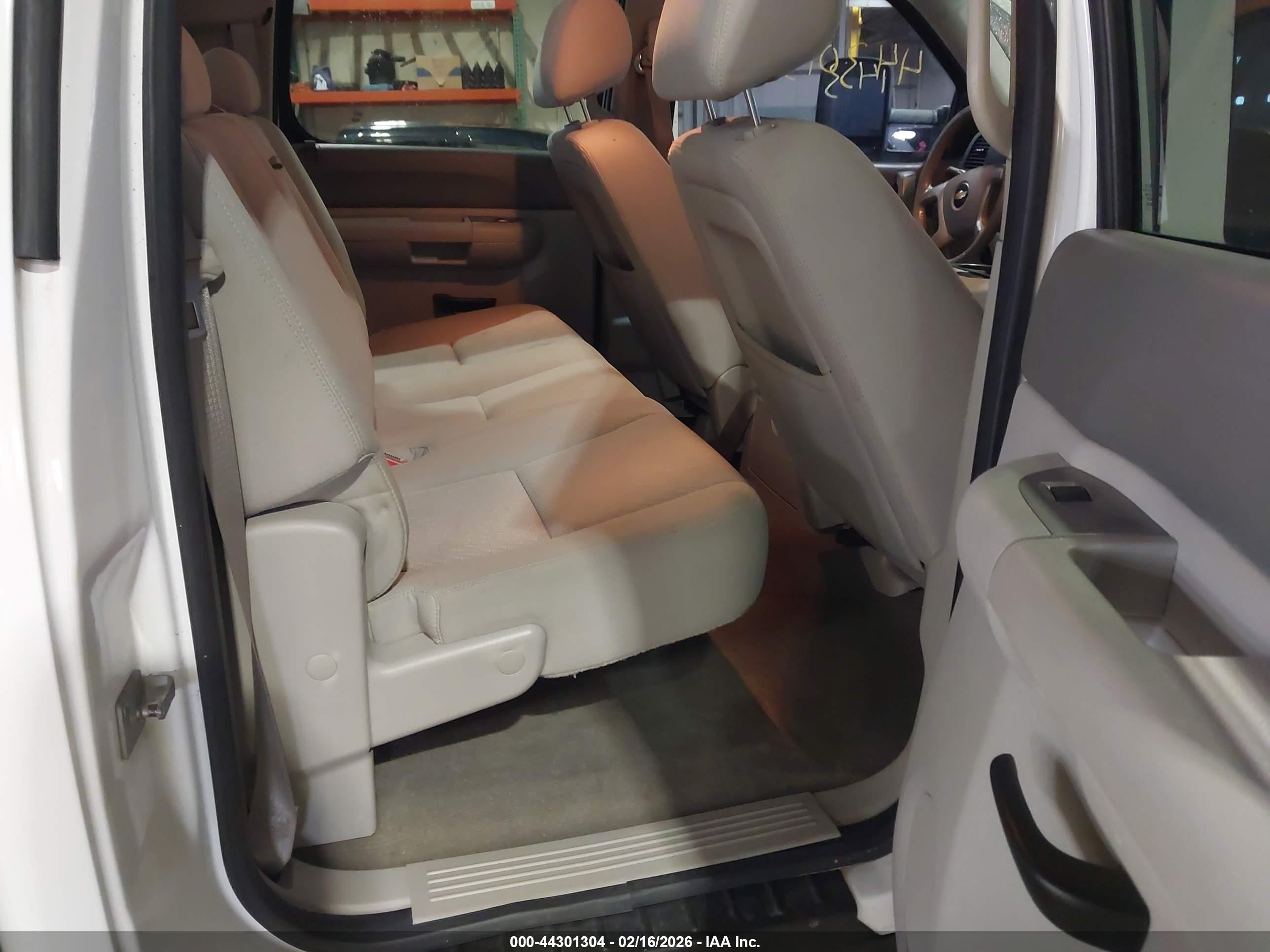 2014 Chevrolet Silverado 2500hd Lt White vin: 1GC1KXC89EF170970