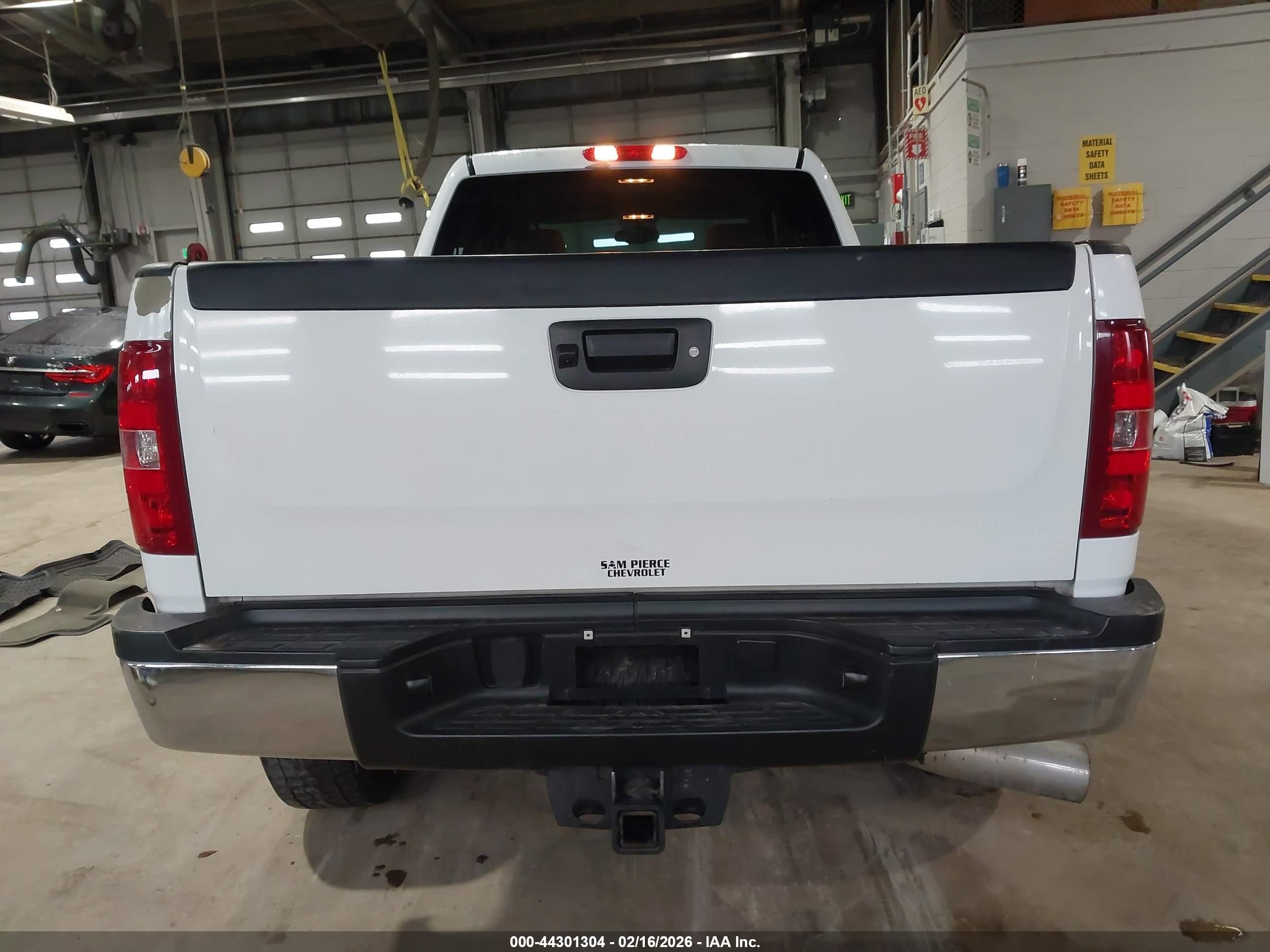 2014 Chevrolet Silverado 2500hd Lt White vin: 1GC1KXC89EF170970