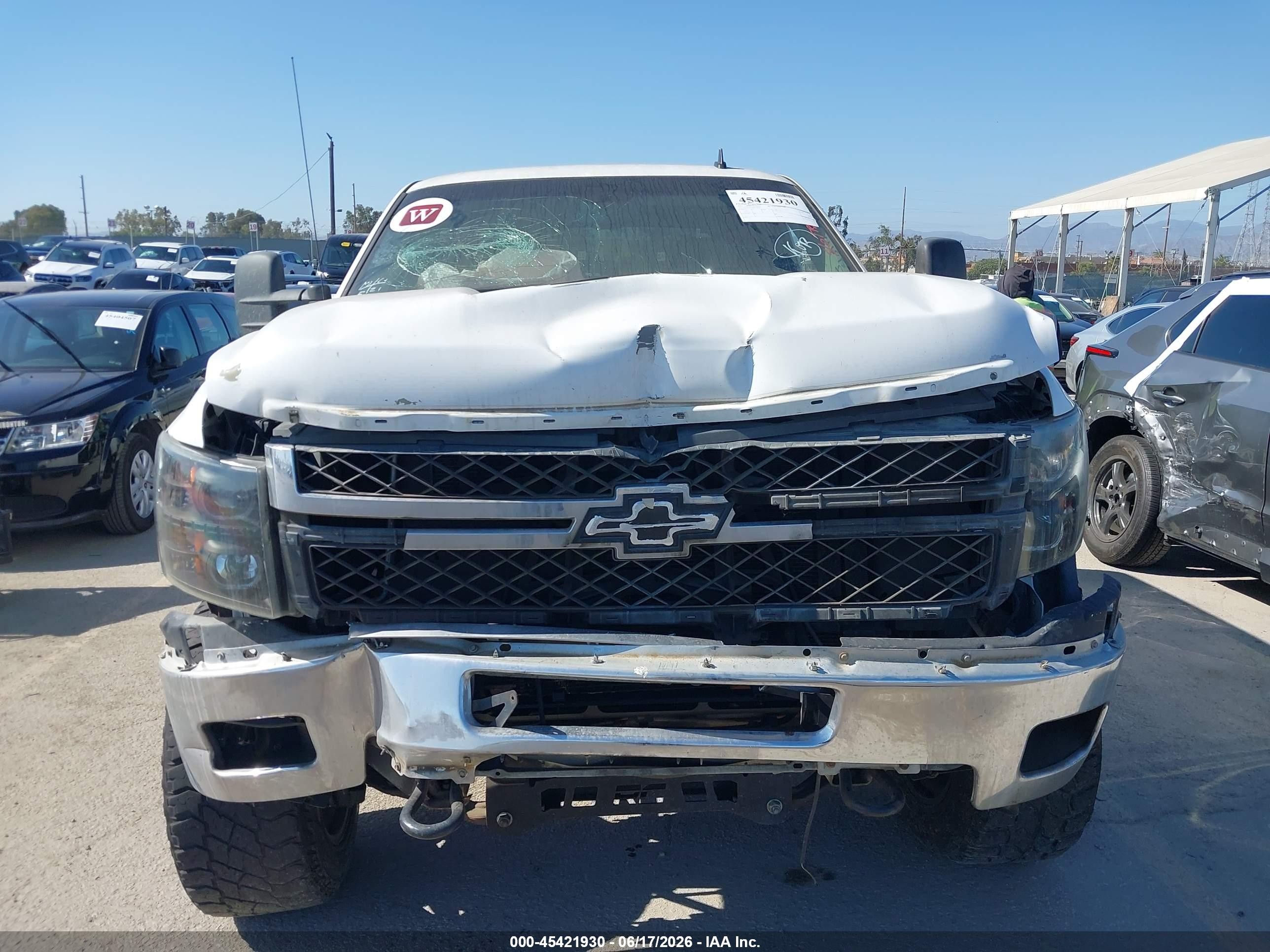 2011 Chevrolet Silverado 2500hd Lt White vin: 1GC1KXCG0BF234526