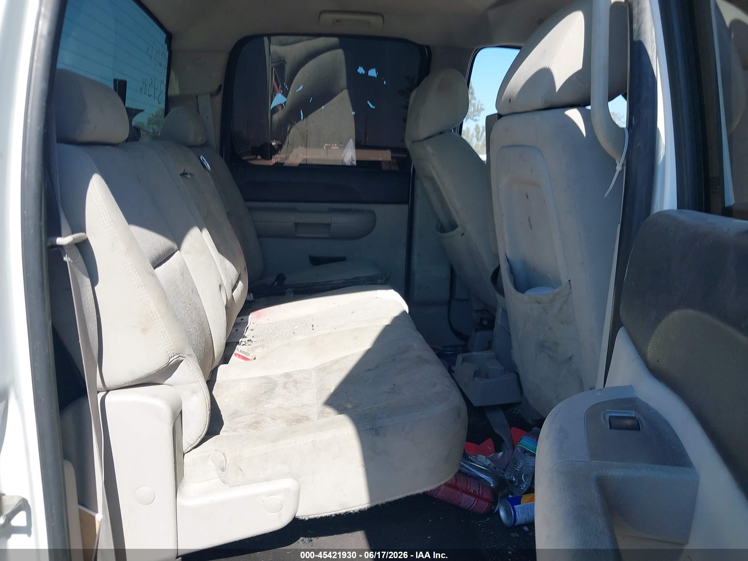 2011 Chevrolet Silverado 2500hd Lt White vin: 1GC1KXCG0BF234526