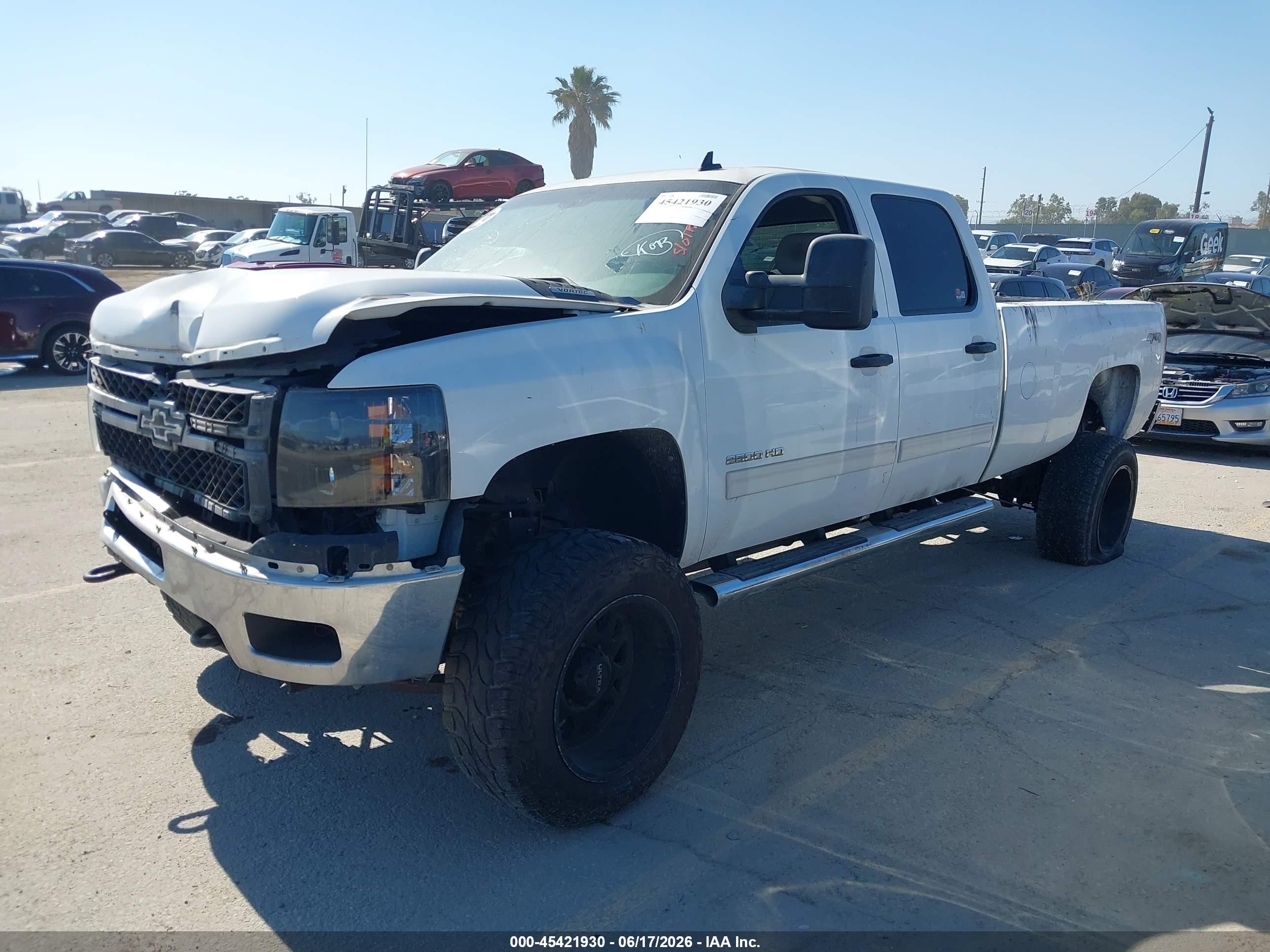 2011 Chevrolet Silverado 2500hd Lt White vin: 1GC1KXCG0BF234526