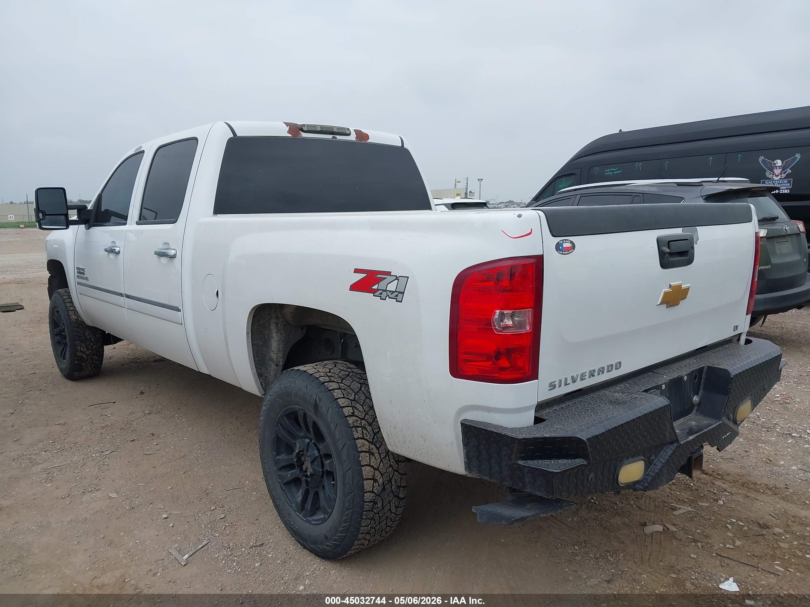 2013 Chevrolet Silverado 2500hd Lt White vin: 1GC1KXCG0DF113840