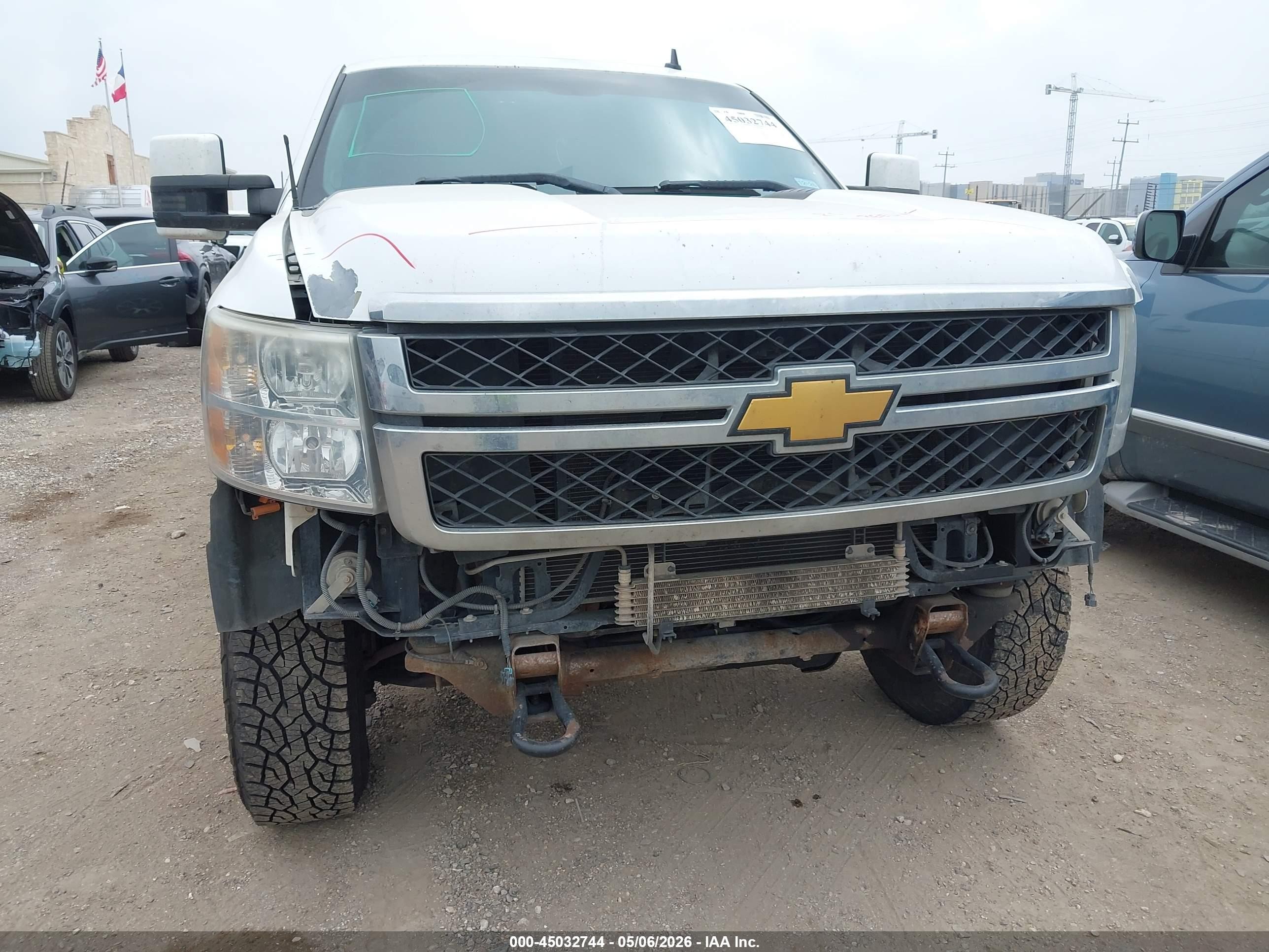 2013 Chevrolet Silverado 2500hd Lt White vin: 1GC1KXCG0DF113840