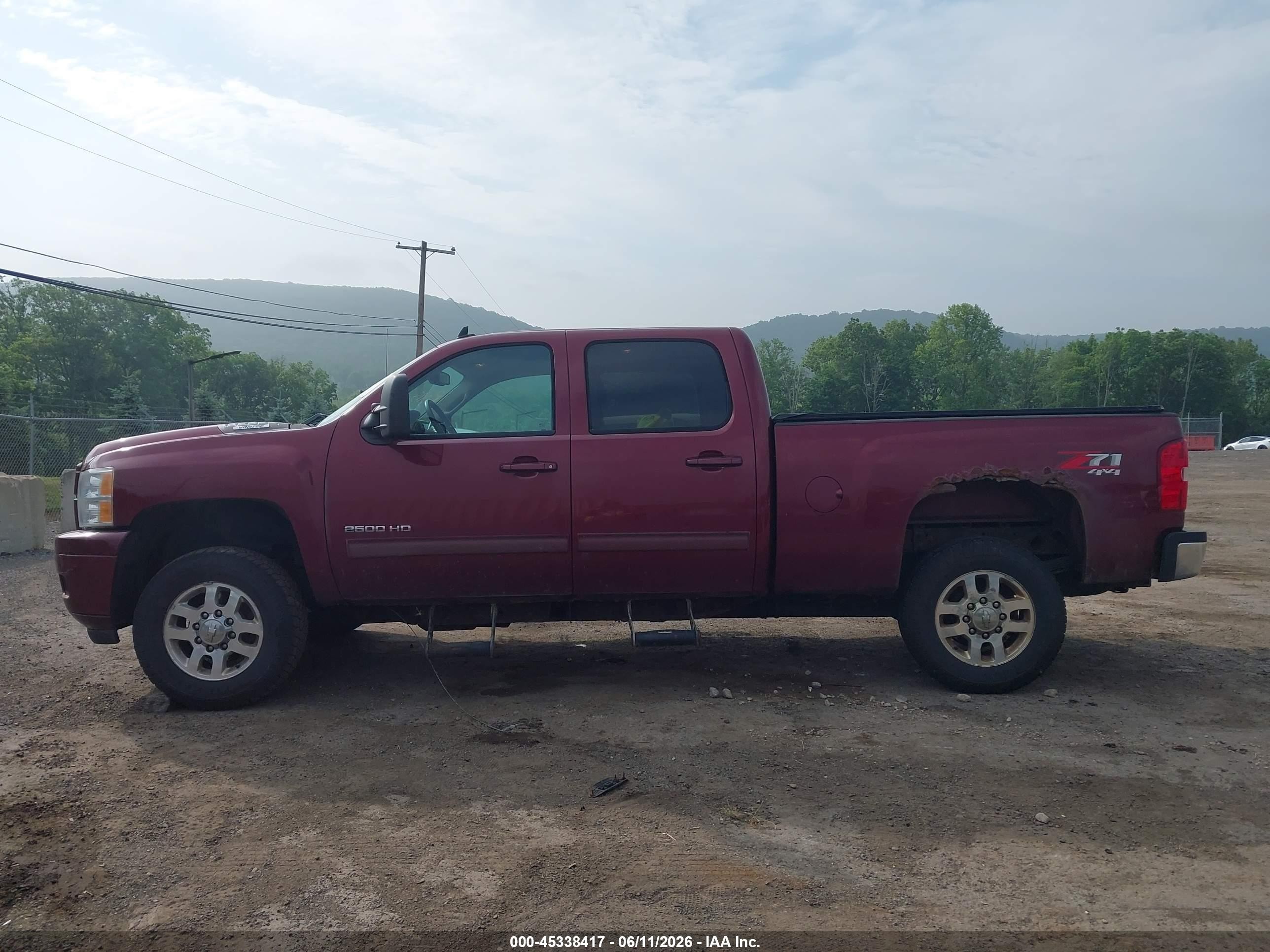 2014 Chevrolet Silverado 2500hd Lt Темно-бордовый vin: 1GC1KXCG0EF187759