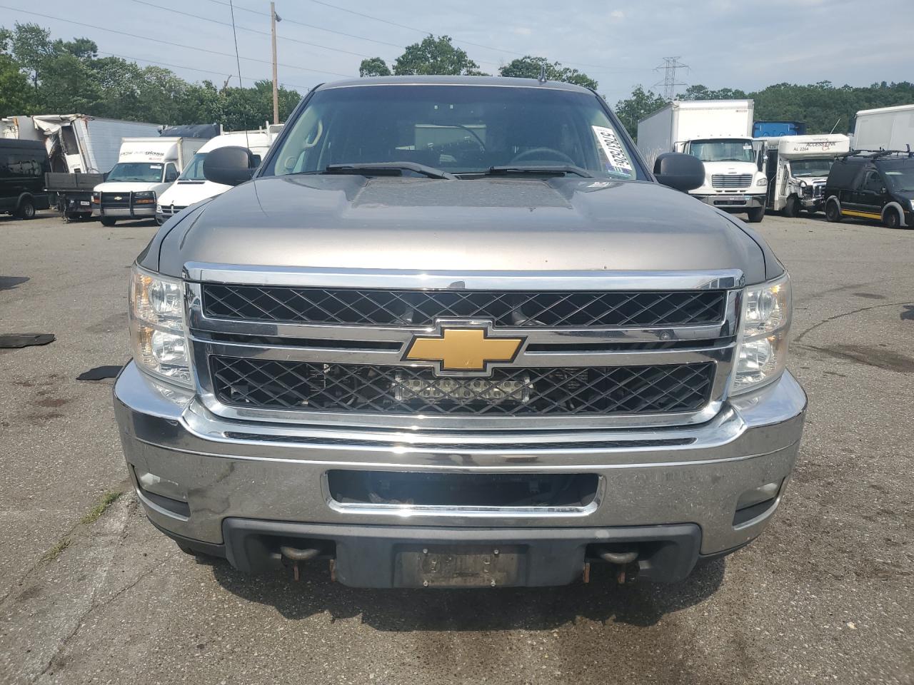 2013 Chevrolet Silverado K2500 Heavy Duty Lt Gray vin: 1GC1KXCG1DF123325 Damage: Hood, Chipped, 3