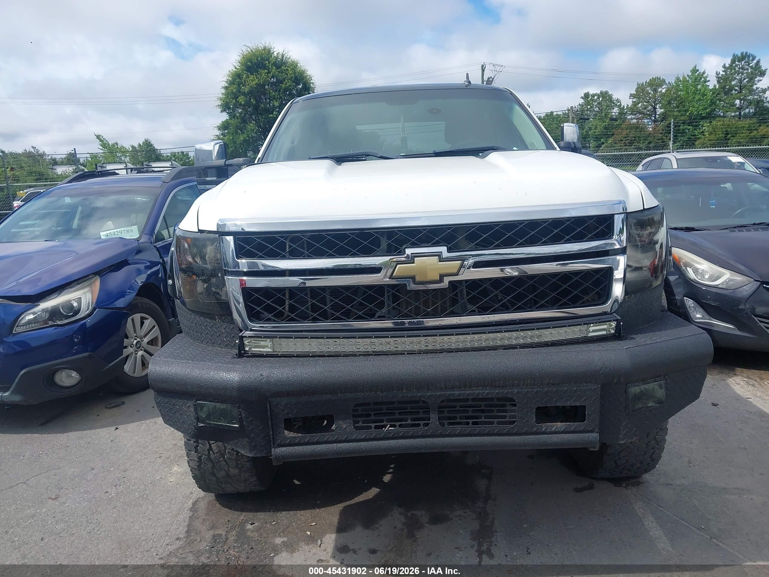 2013 Chevrolet Silverado 2500hd Lt White vin: 1GC1KXCG3DF221353