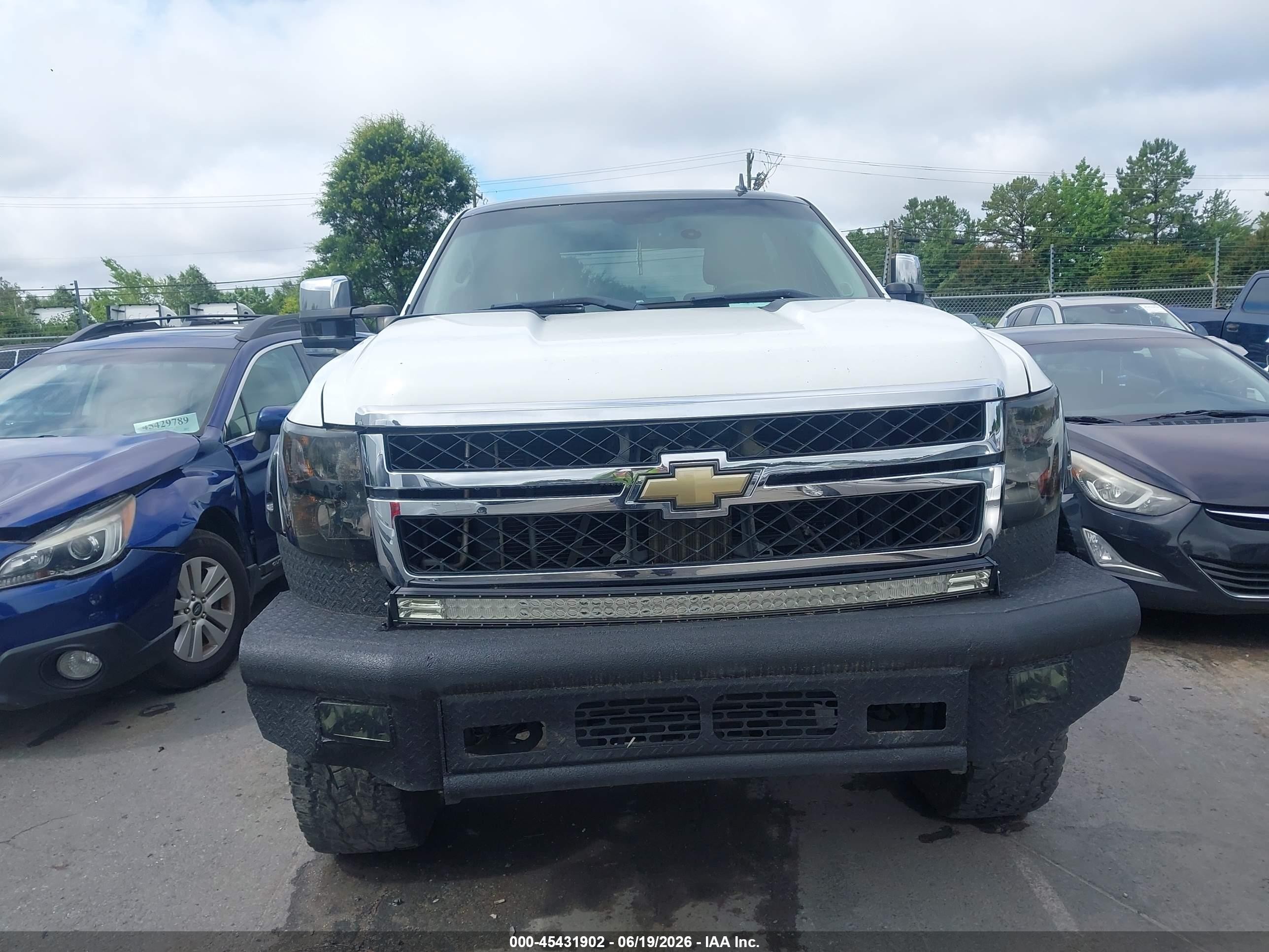 2013 Chevrolet Silverado 2500hd Lt White vin: 1GC1KXCG3DF221353