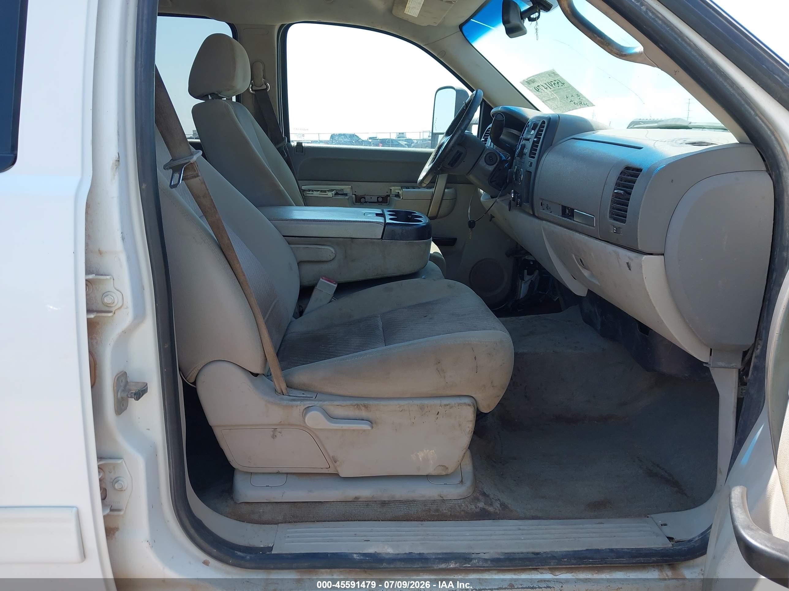 2014 Chevrolet Silverado 2500hd Lt Белый vin: 1GC1KXCG4EF180975
