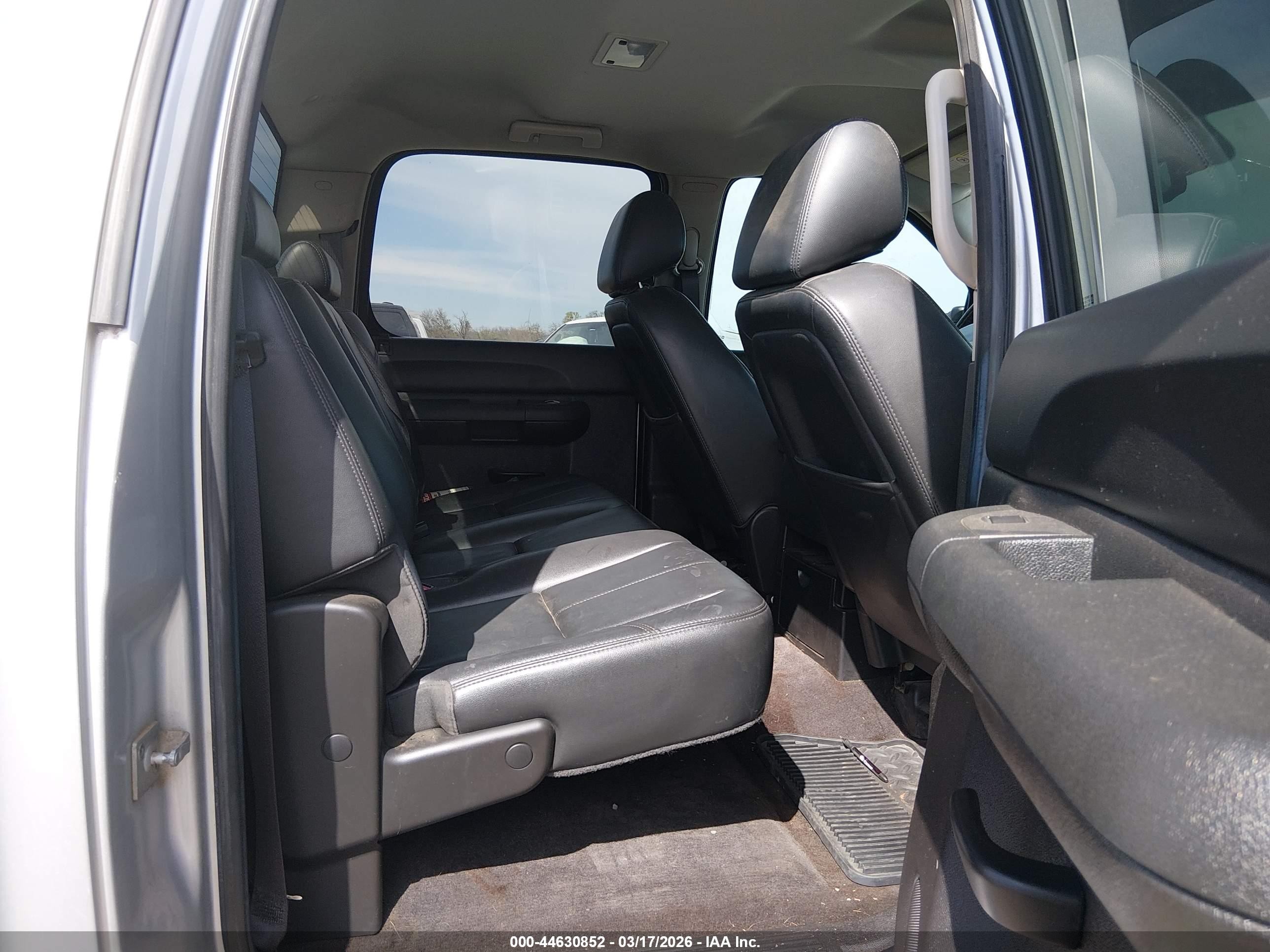 2014 Chevrolet Silverado 2500hd Lt Белый vin: 1GC1KXCG6EF144558