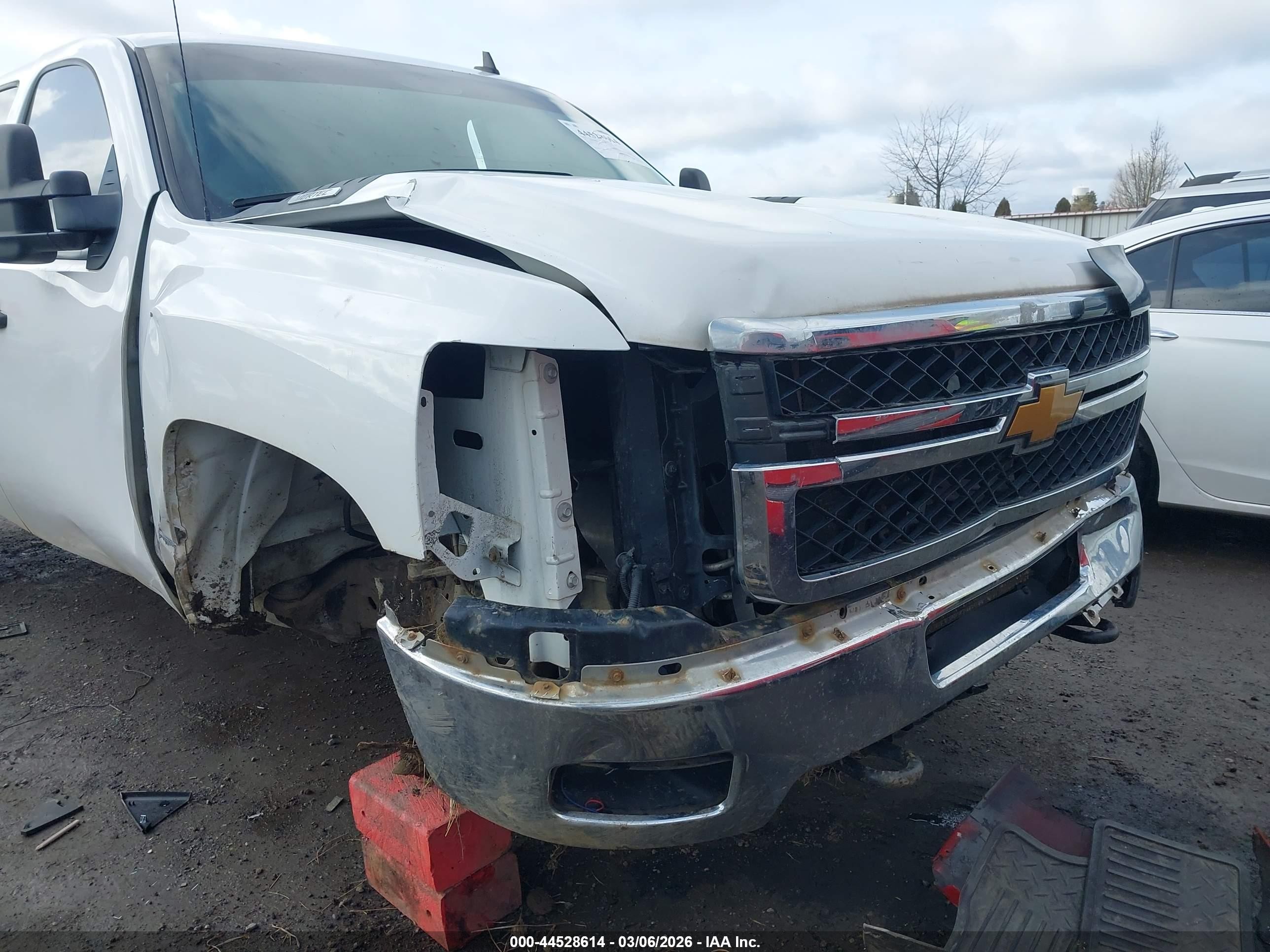 2011 Chevrolet Silverado 2500hd Lt White vin: 1GC1KXCG7BF100497