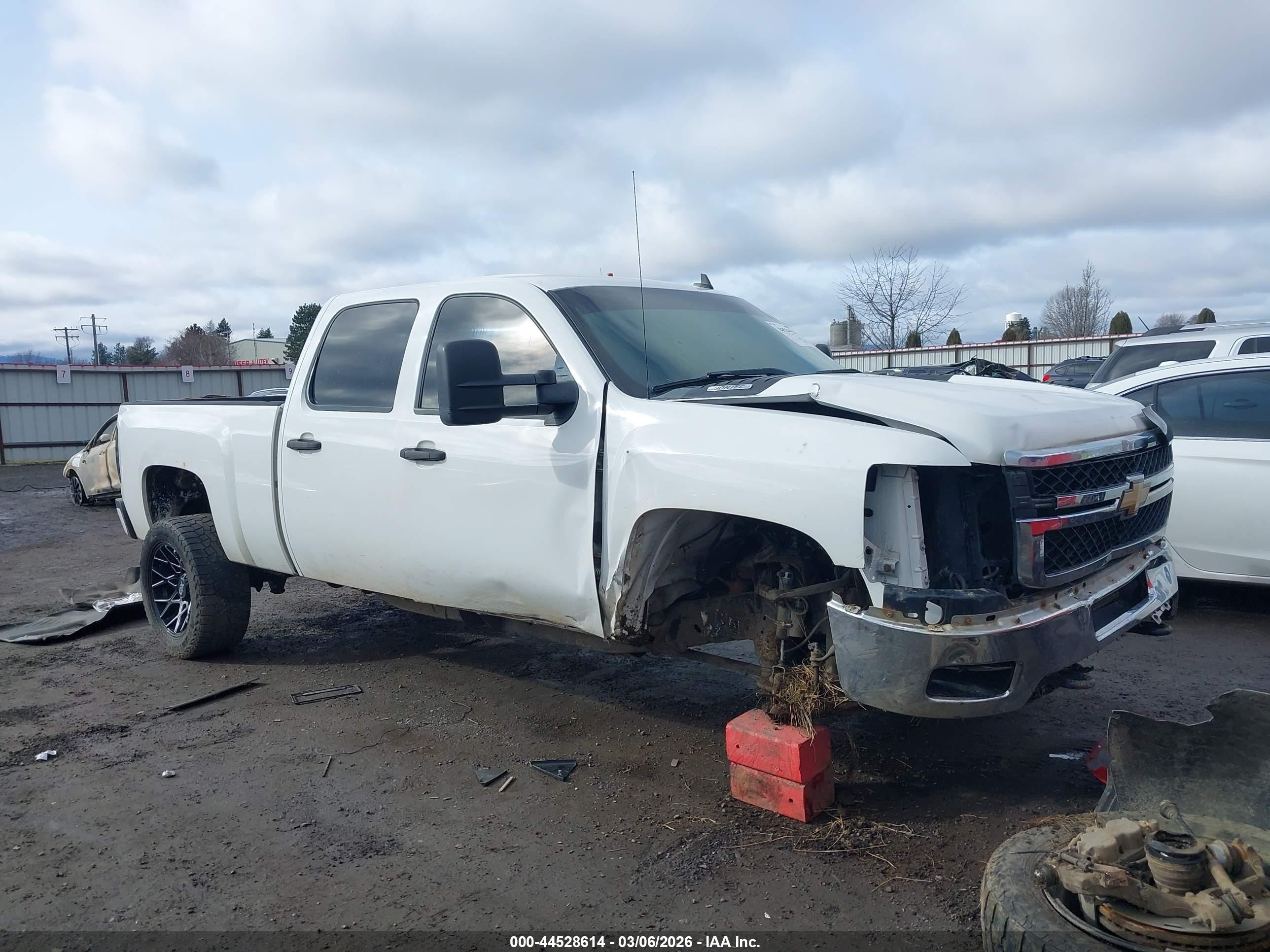 2011 Chevrolet Silverado 2500hd Lt White vin: 1GC1KXCG7BF100497