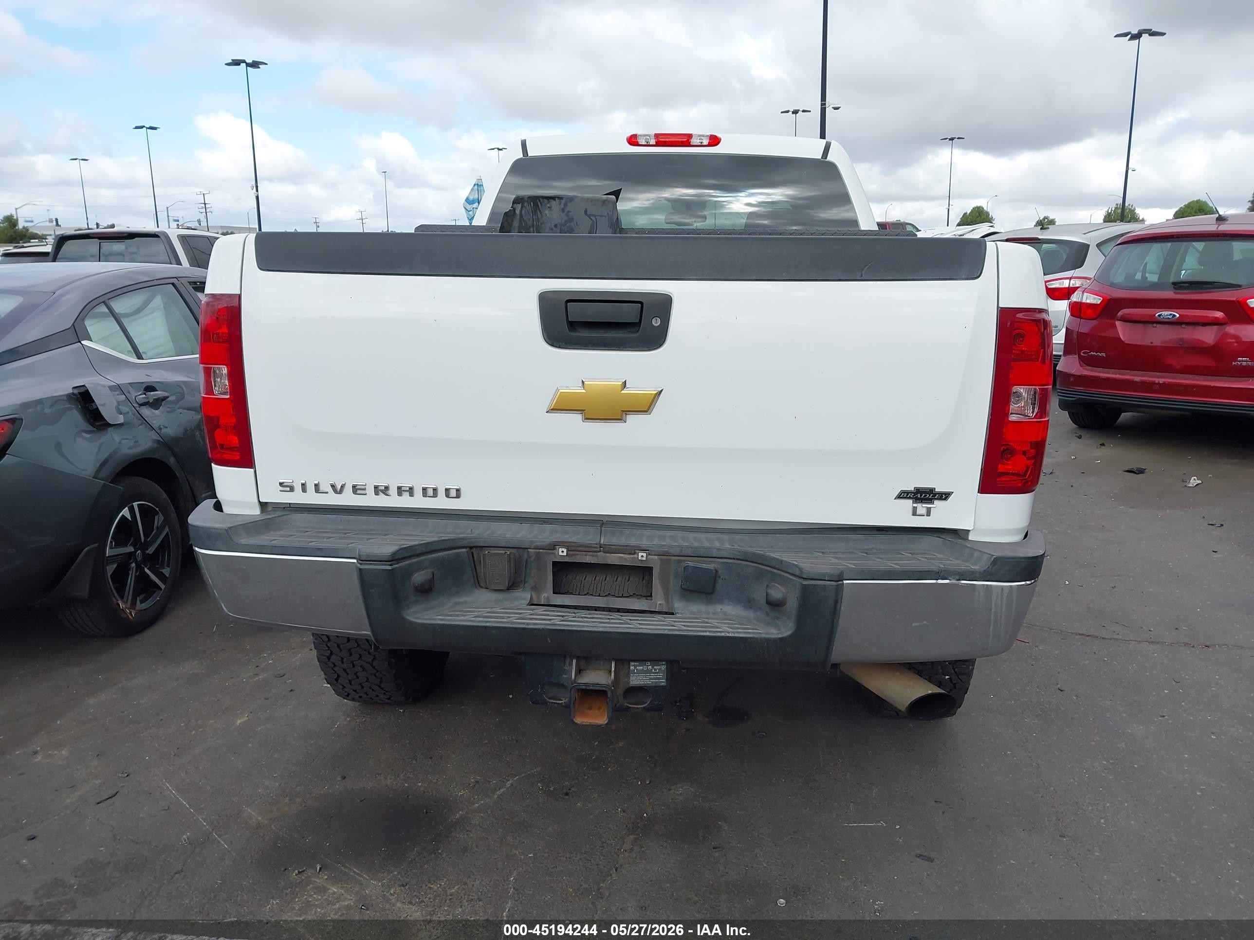 2013 Chevrolet Silverado 2500hd Lt White vin: 1GC1KXCG8DF183649
